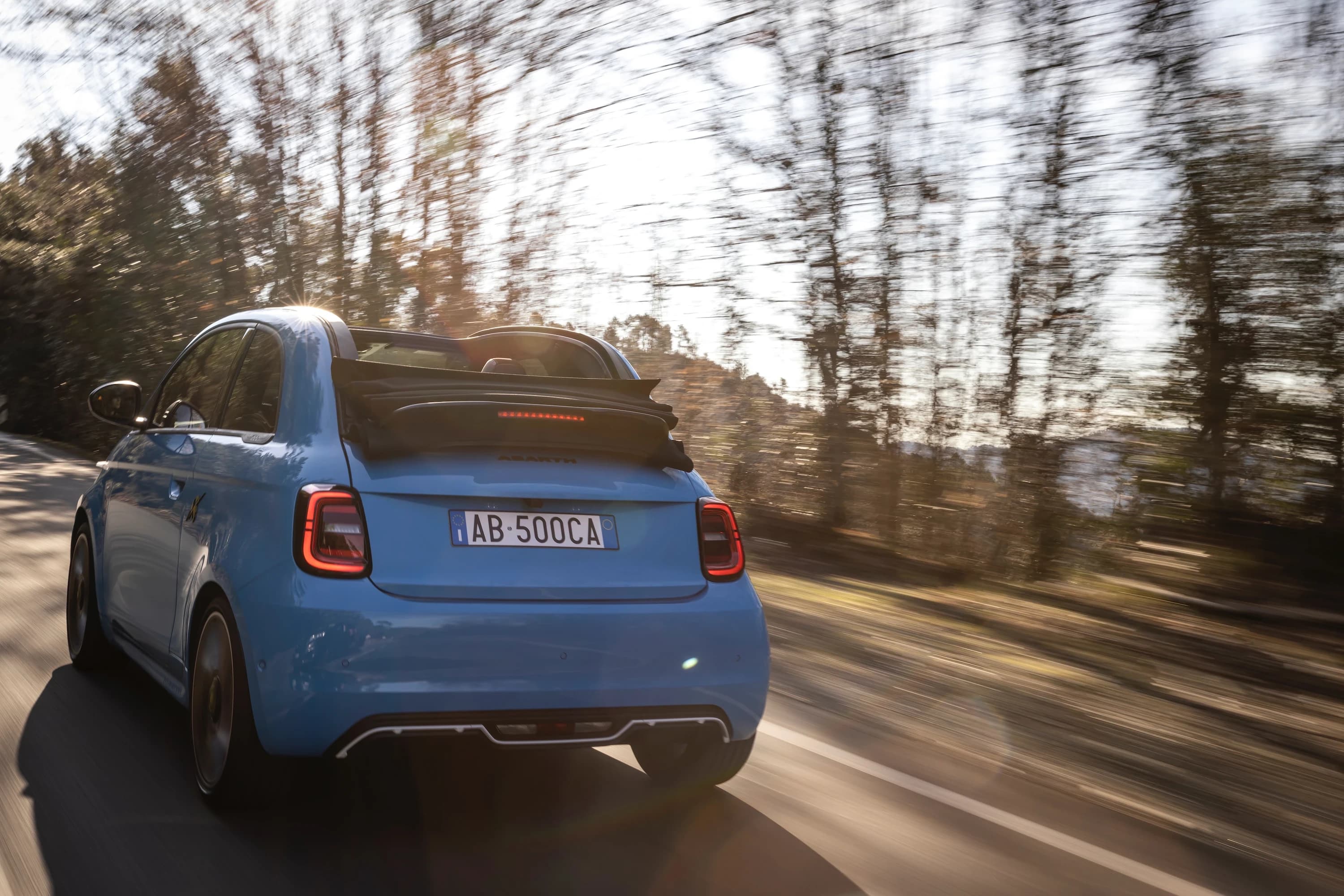 Abarth 500e Cabrio photo