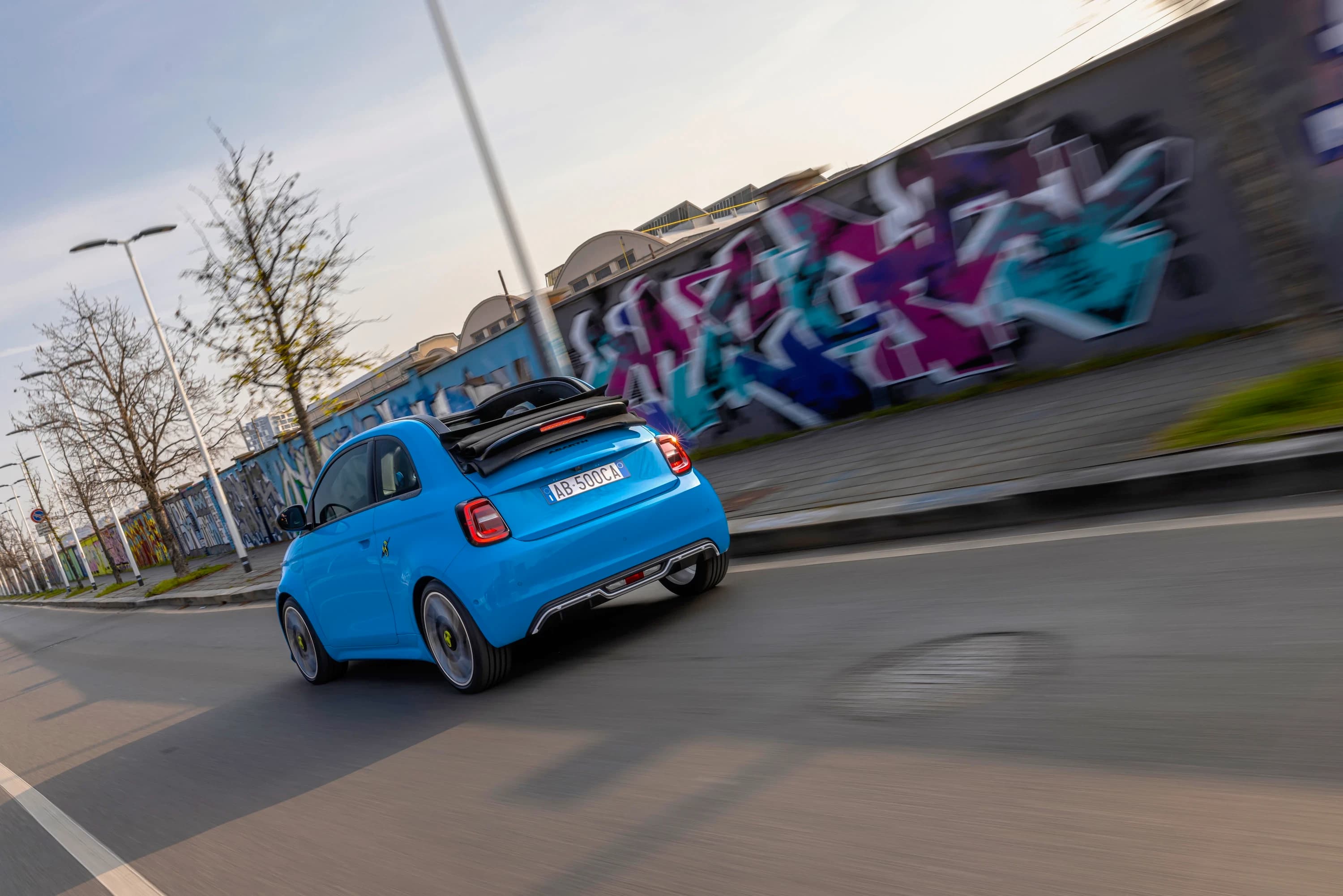 Abarth 500e Cabrio photo