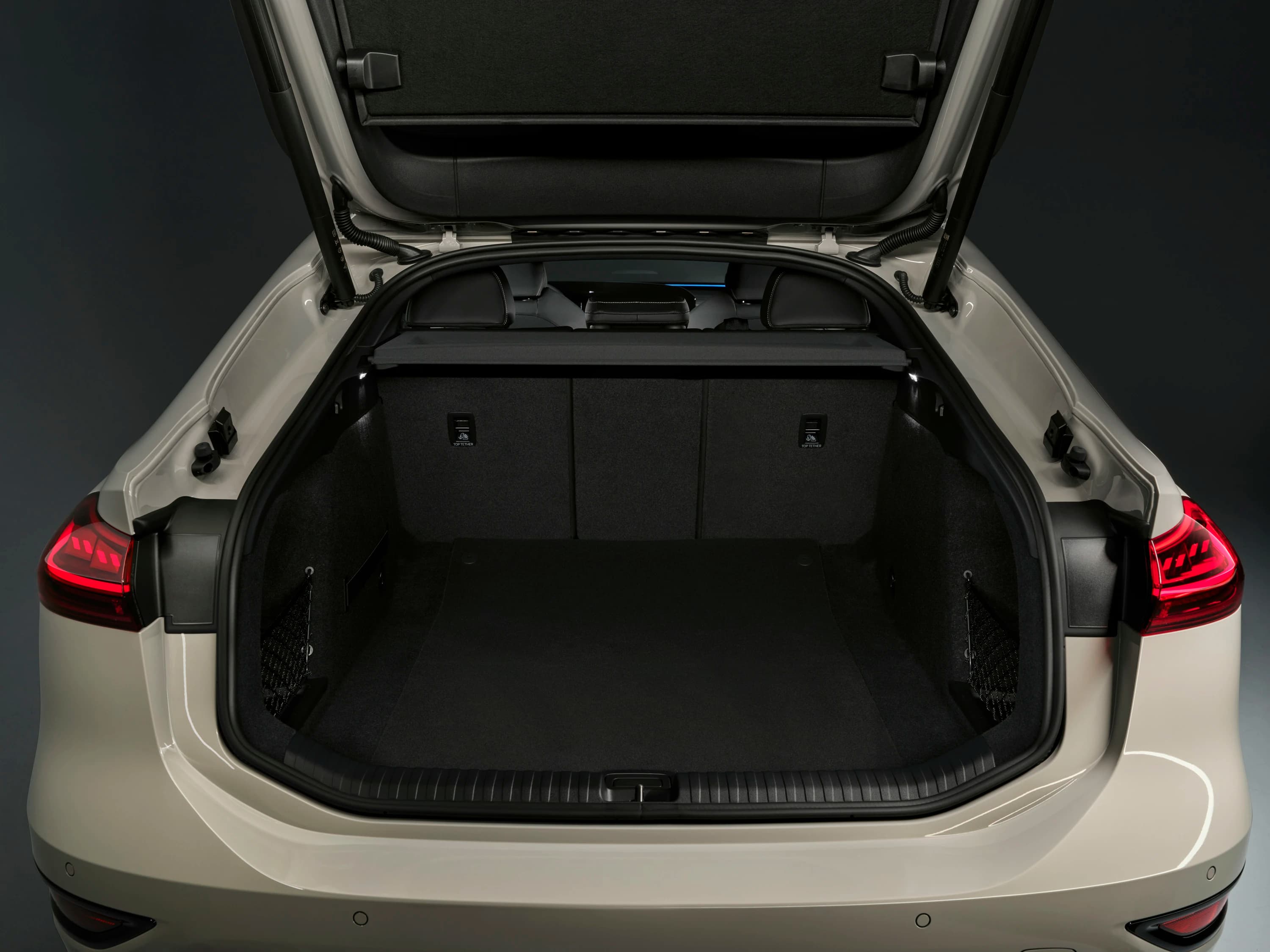 Audi A6 Sportback e-tron photo