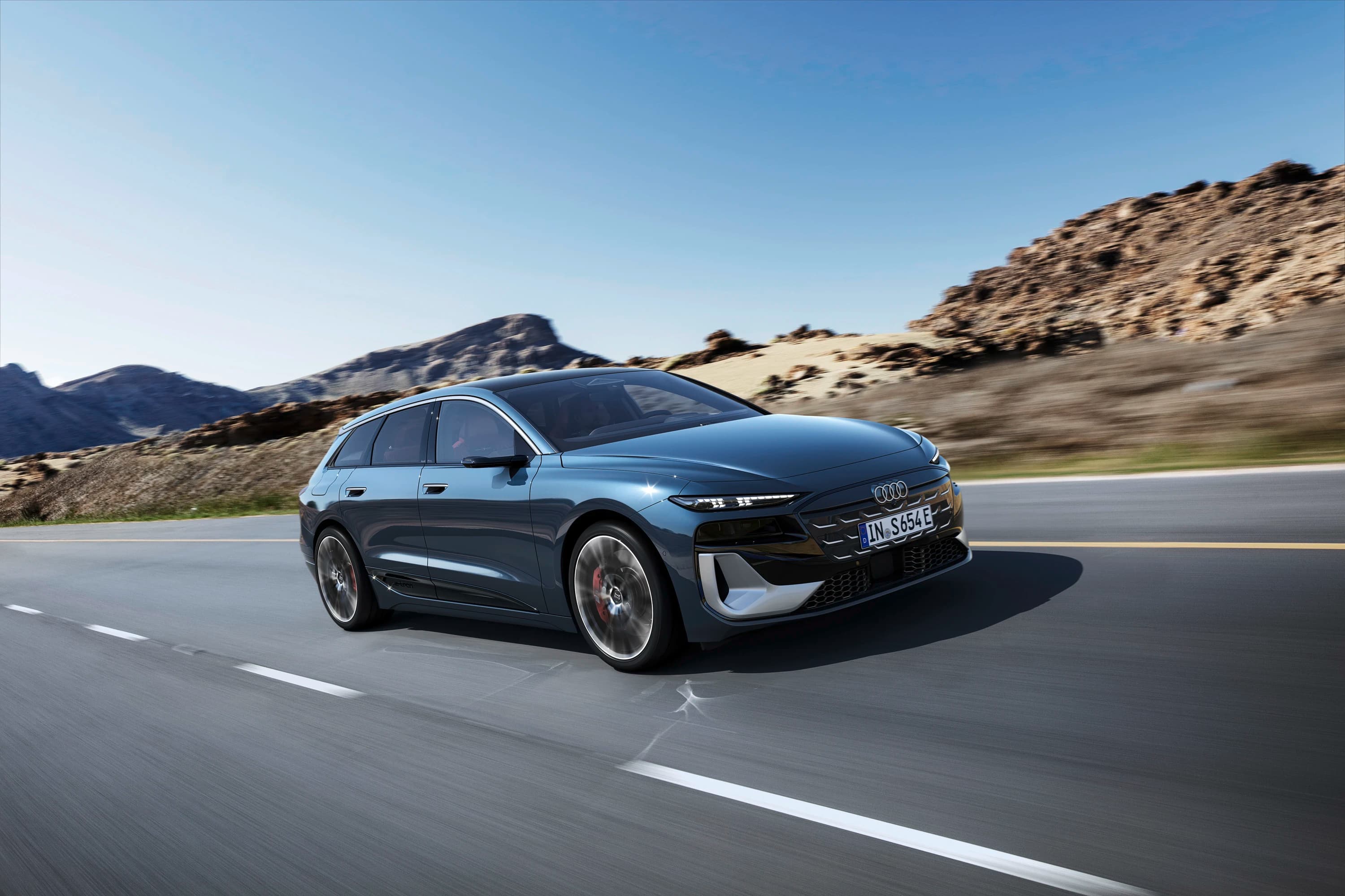 Audi S6 Avant e-tron photo