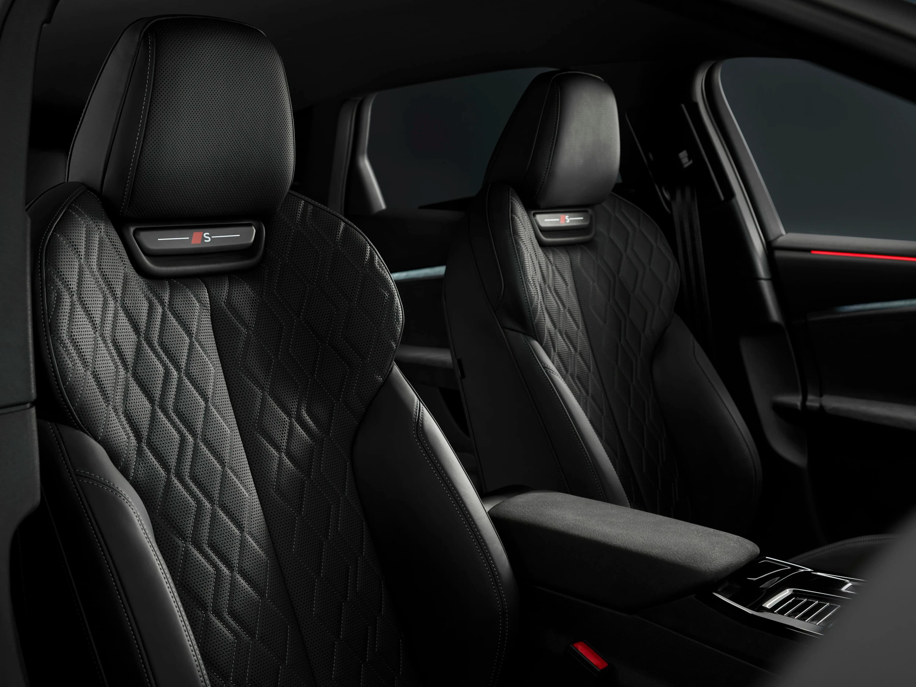 Audi S6 Sportback e-tron photo