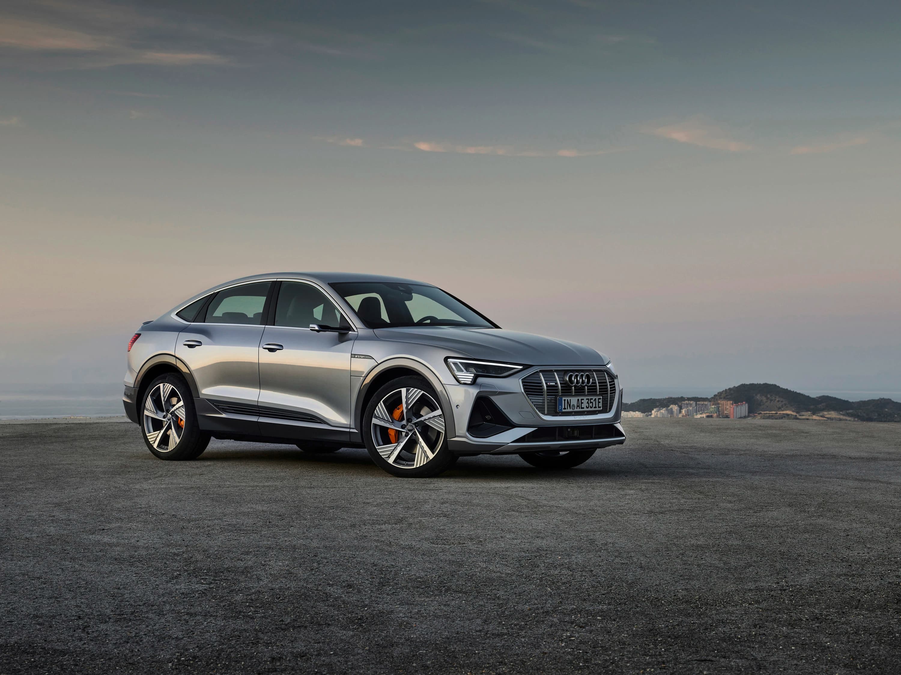 Audi e-tron 50 Sportback photo