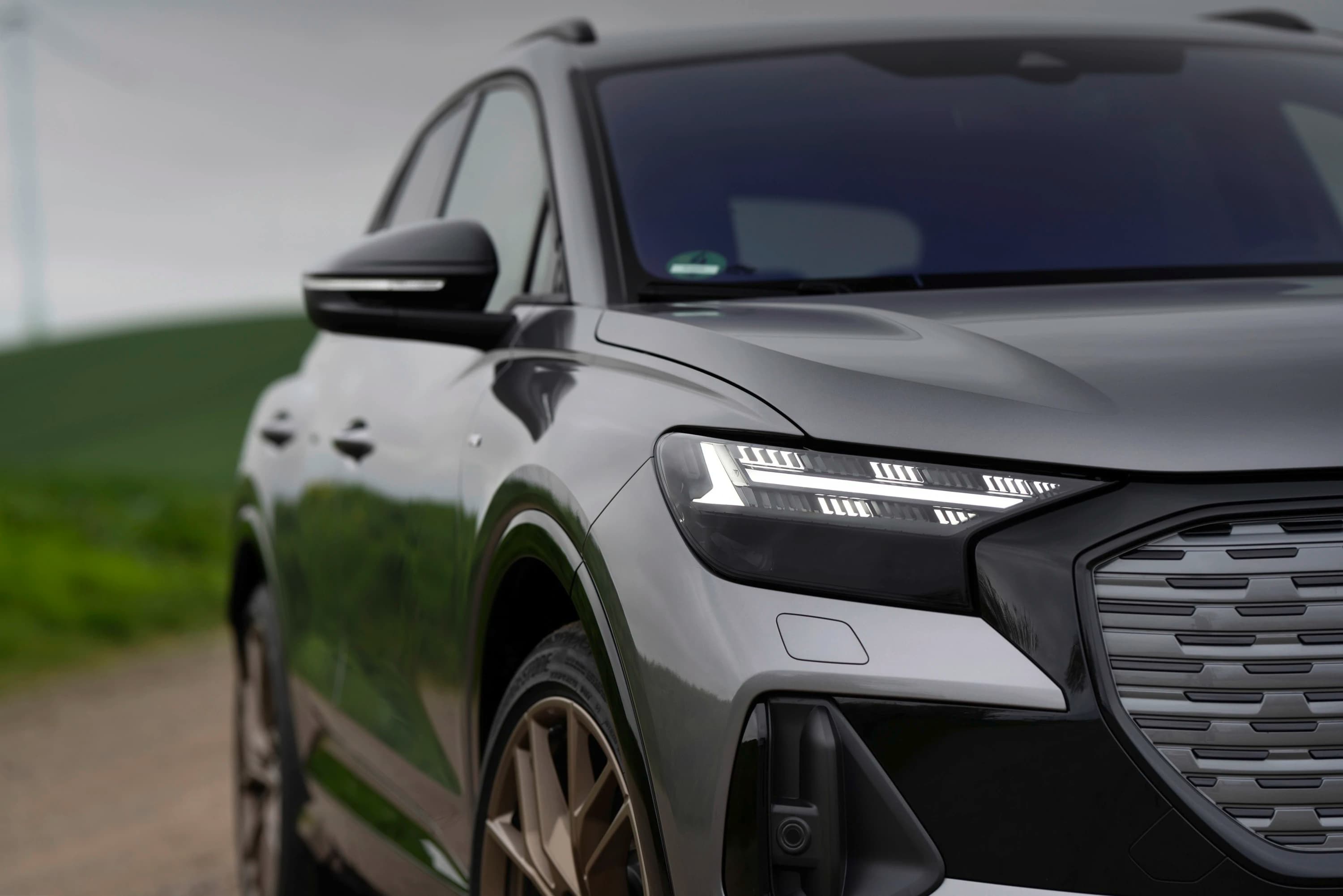 Audi Q4 35 e-tron photo