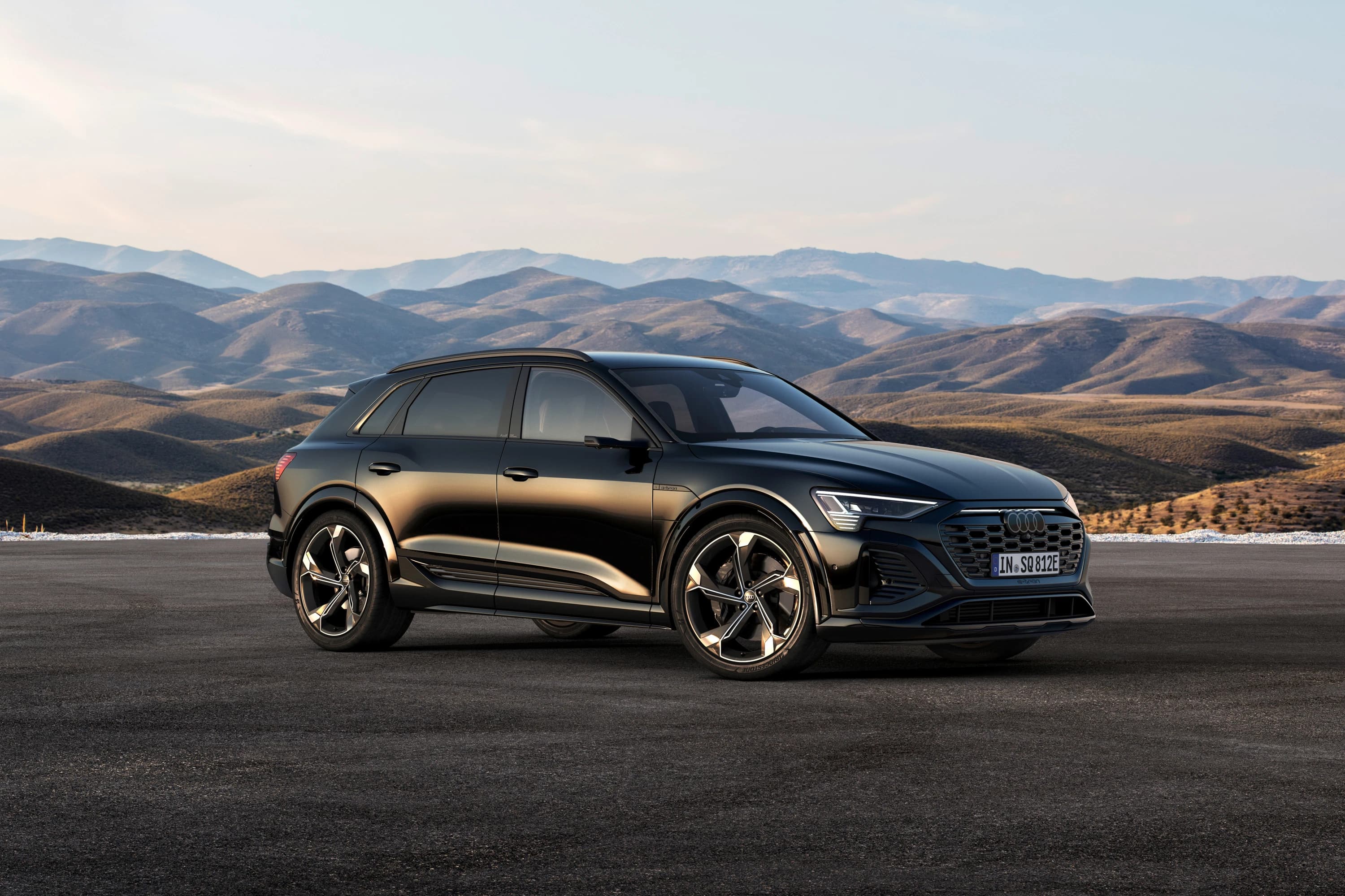 Audi SQ8 e-tron photo