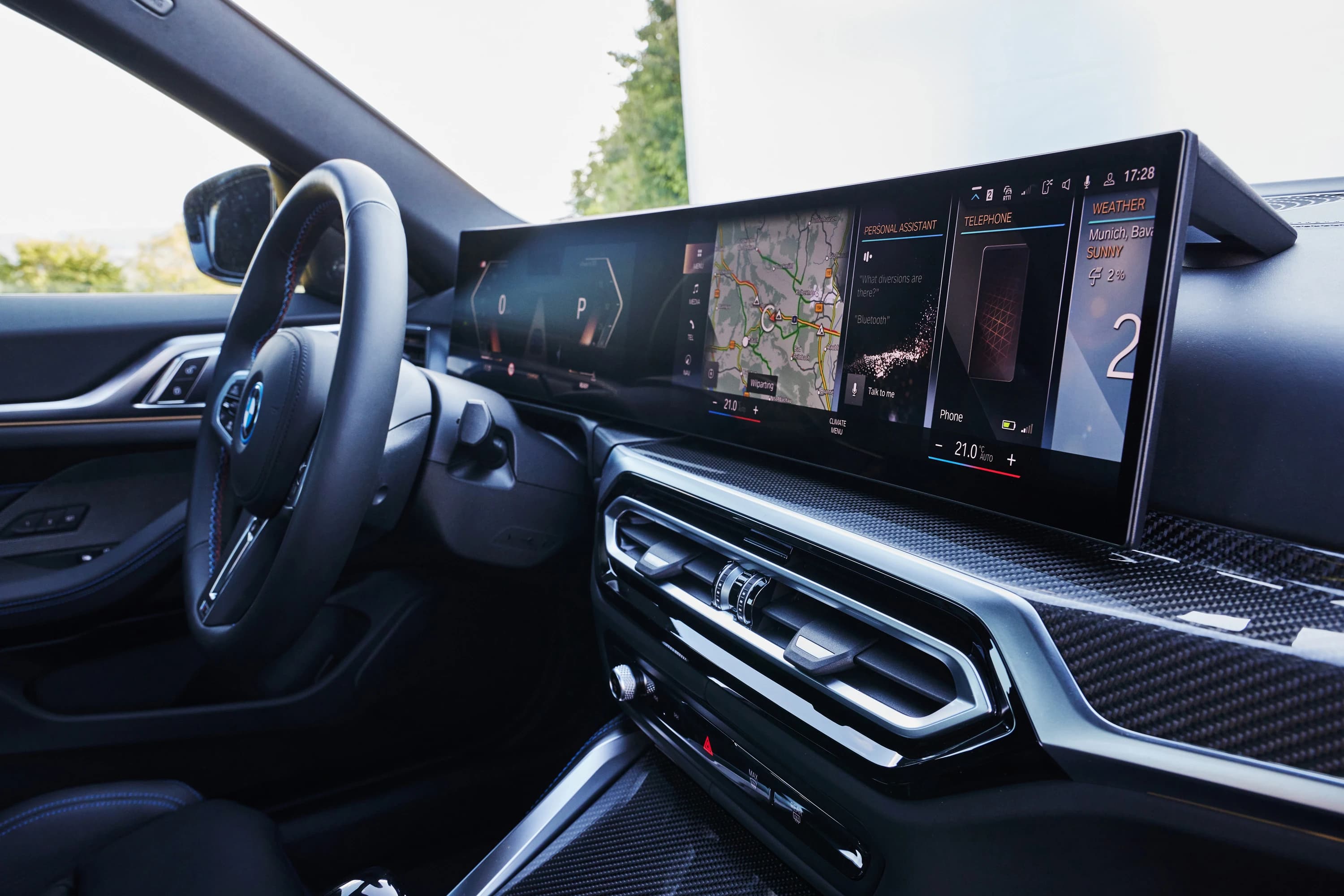 BMW i4 M50 photo