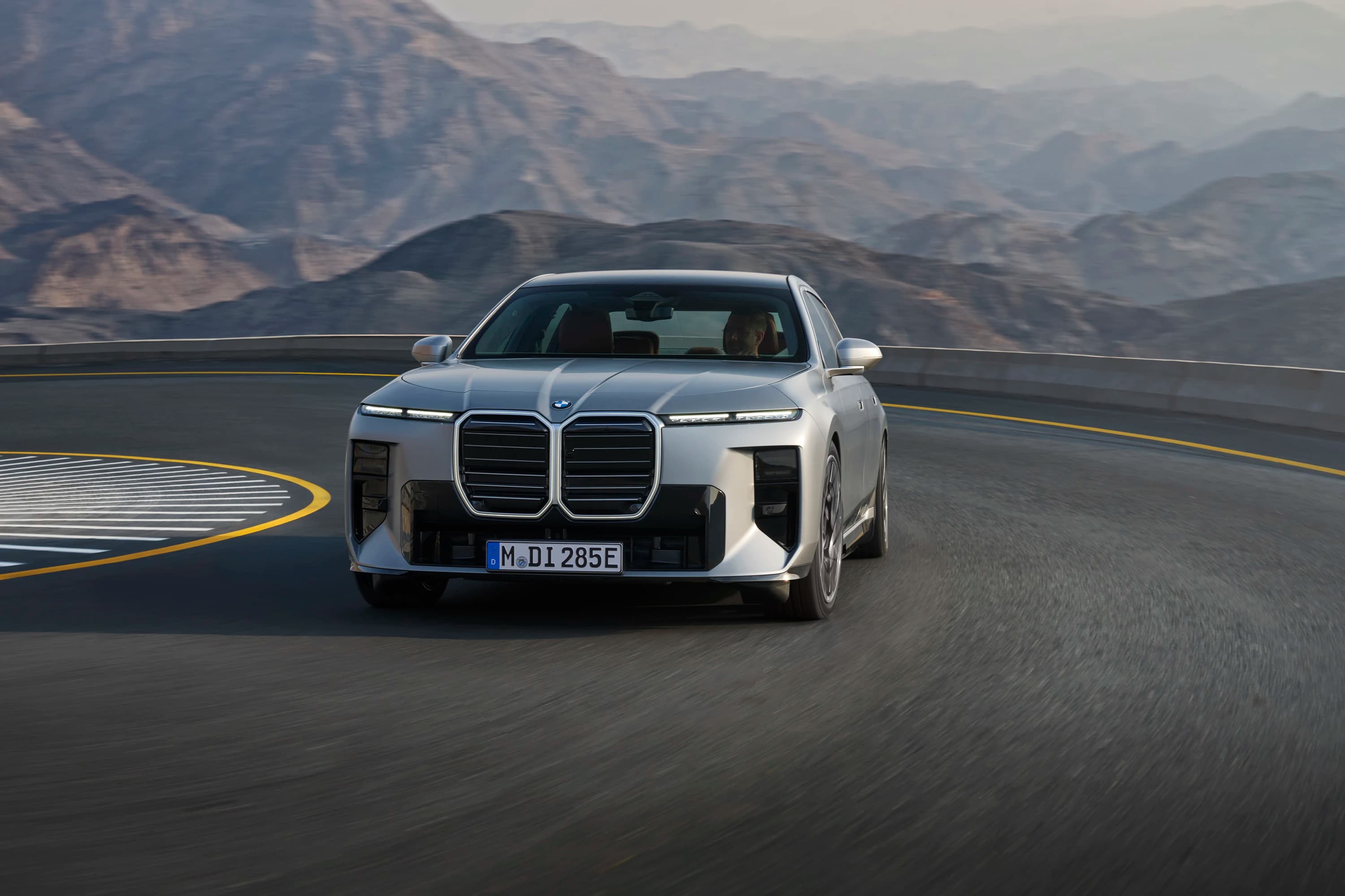 BMW i7 50 xDrive photo