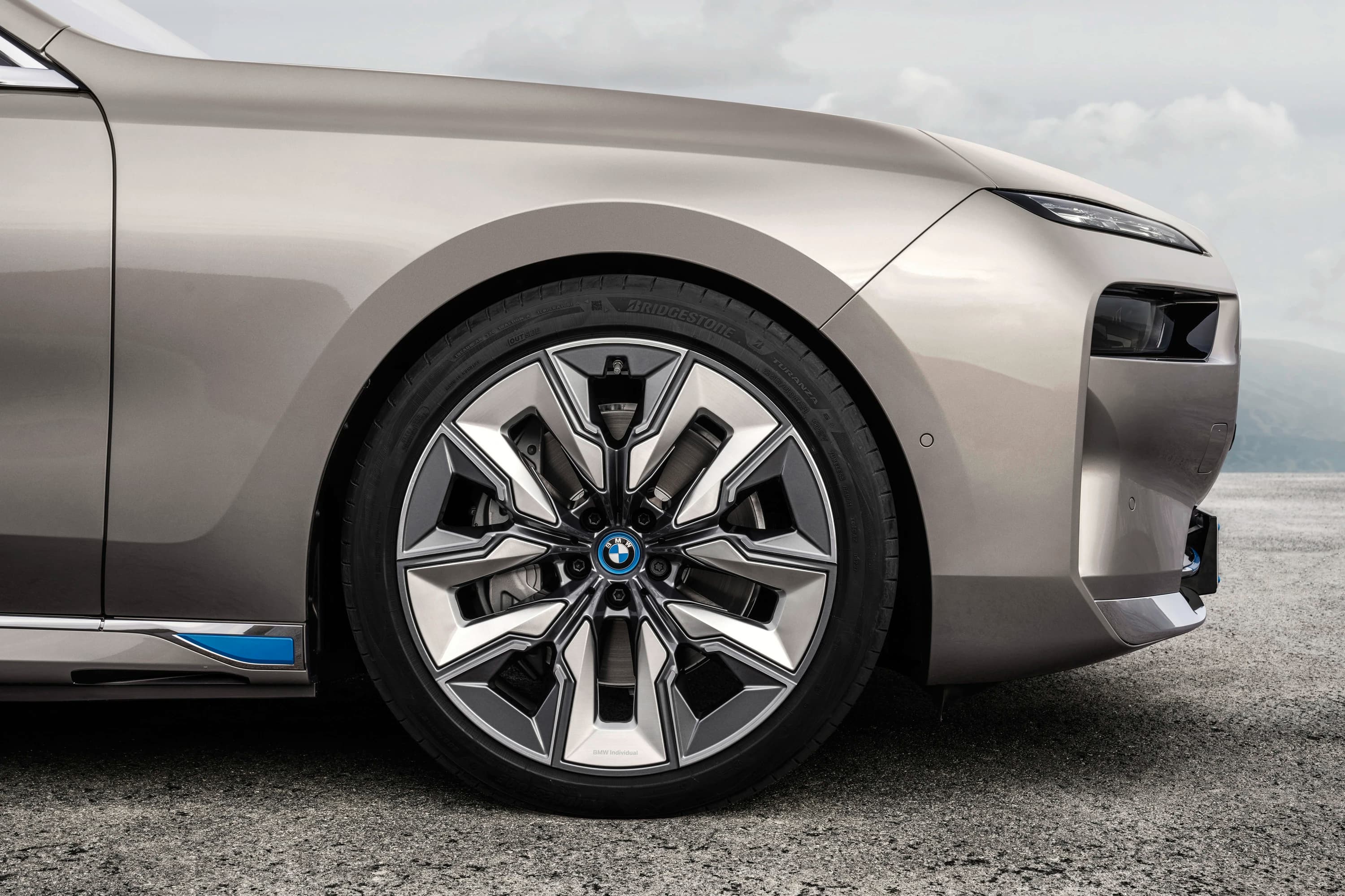 BMW i7 eDrive50 (GEN1) photo