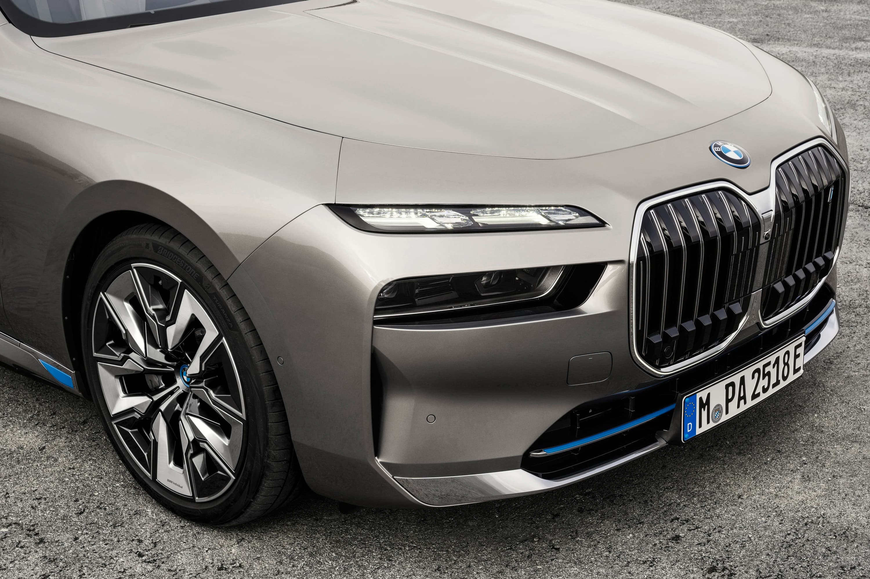 BMW i7 eDrive50 (GEN1) photo