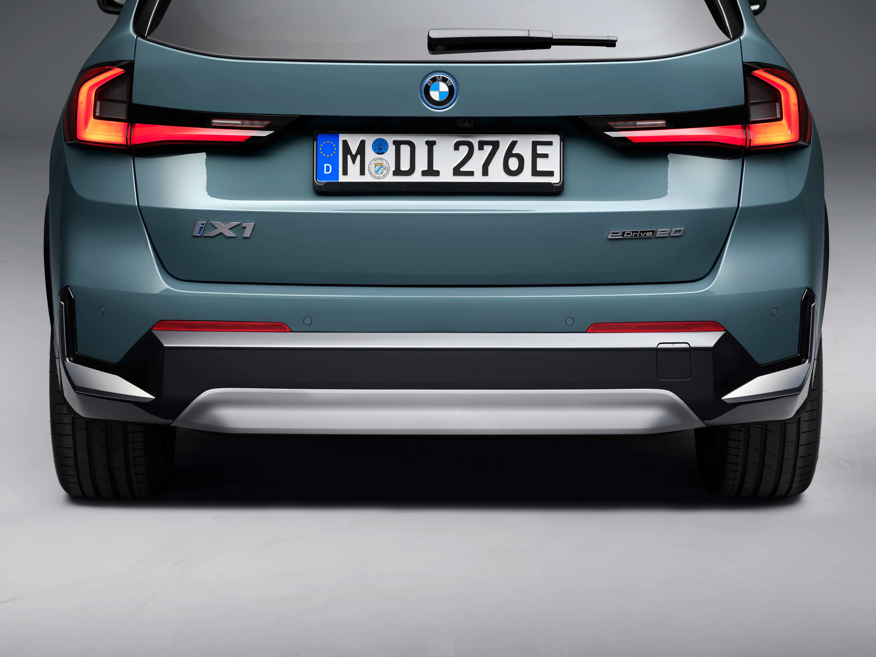 BMW iX1 eDrive20 photo