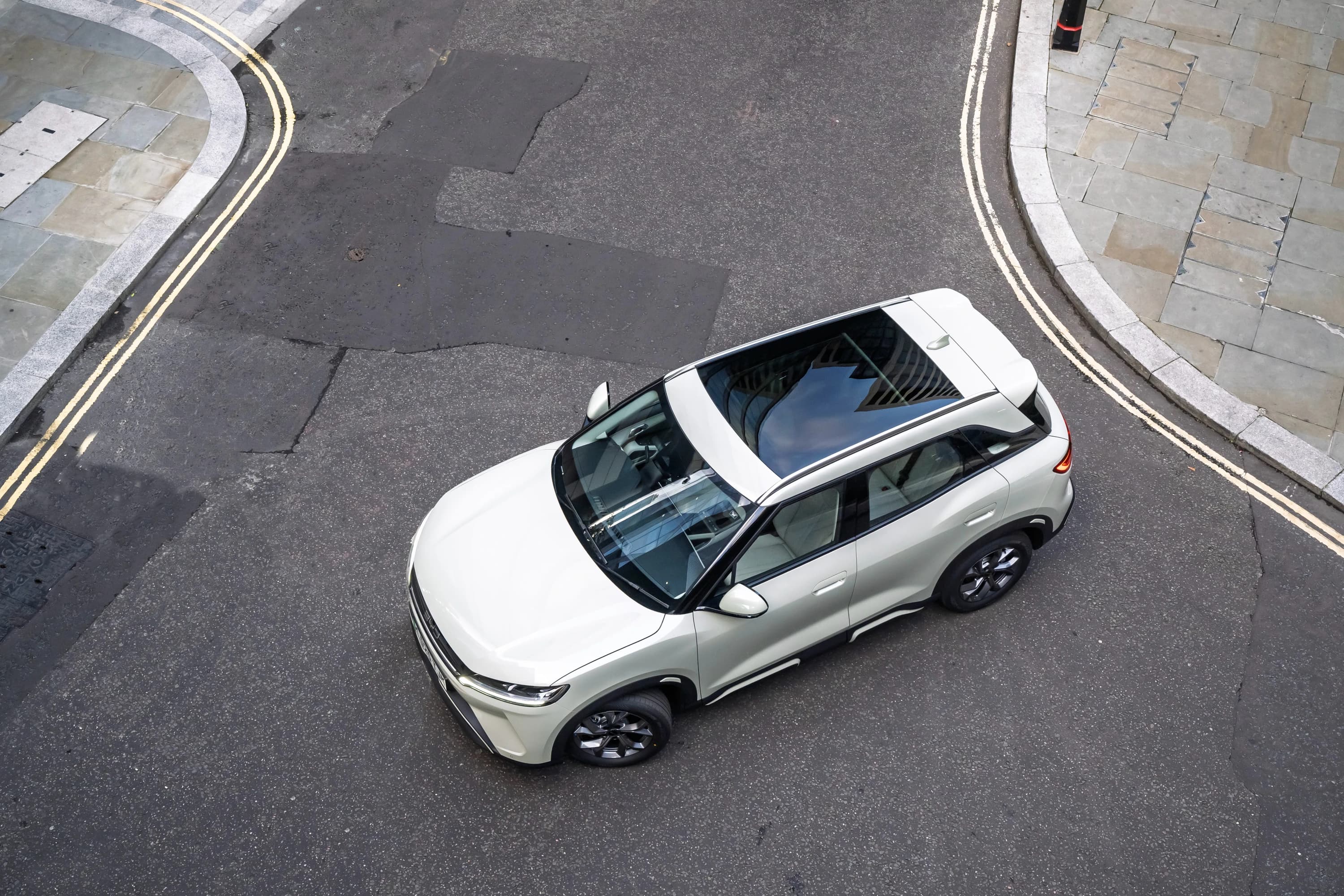 BYD ATTO 2 45.12 kWh photo