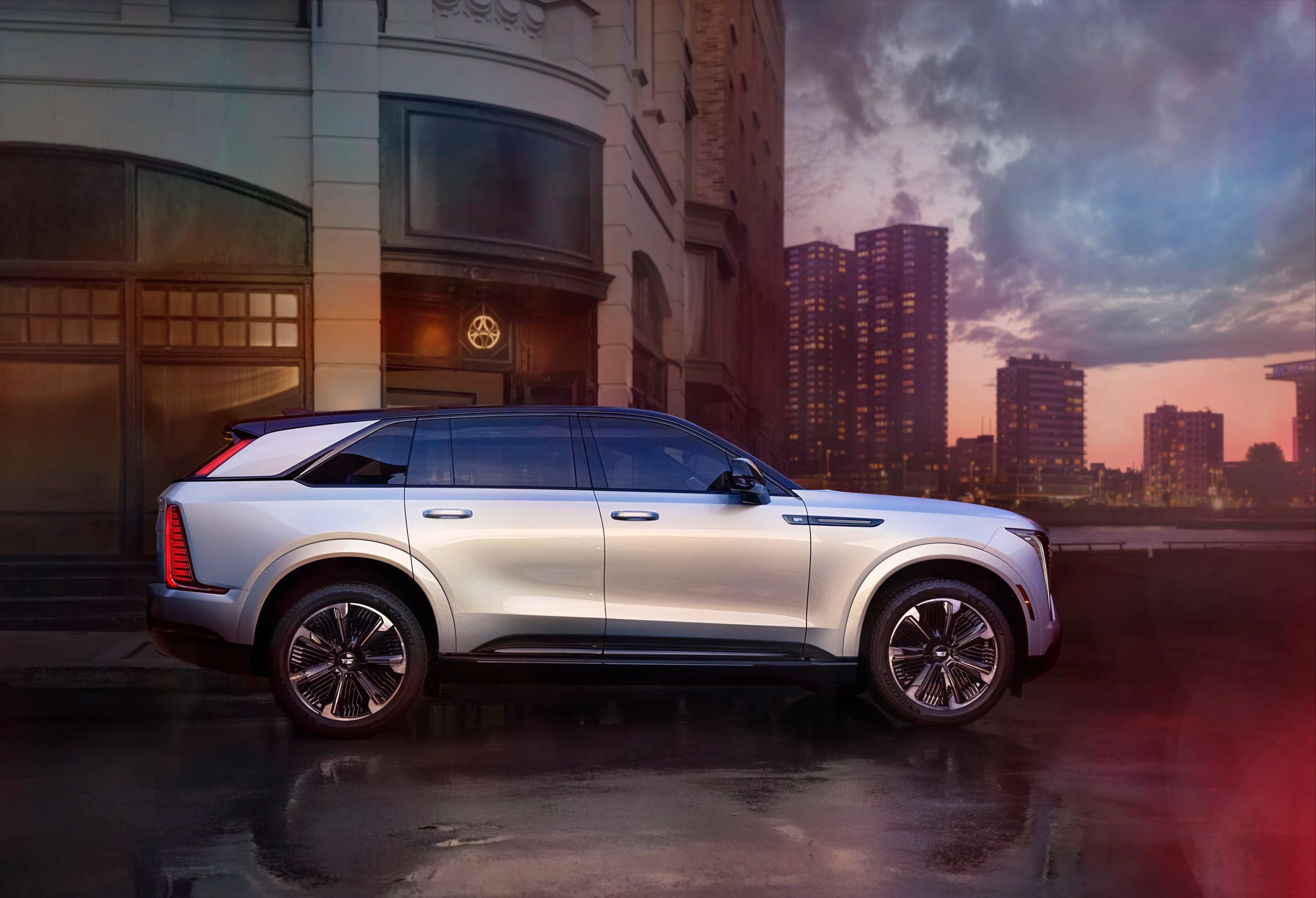 Cadillac ESCALADE IQ photo