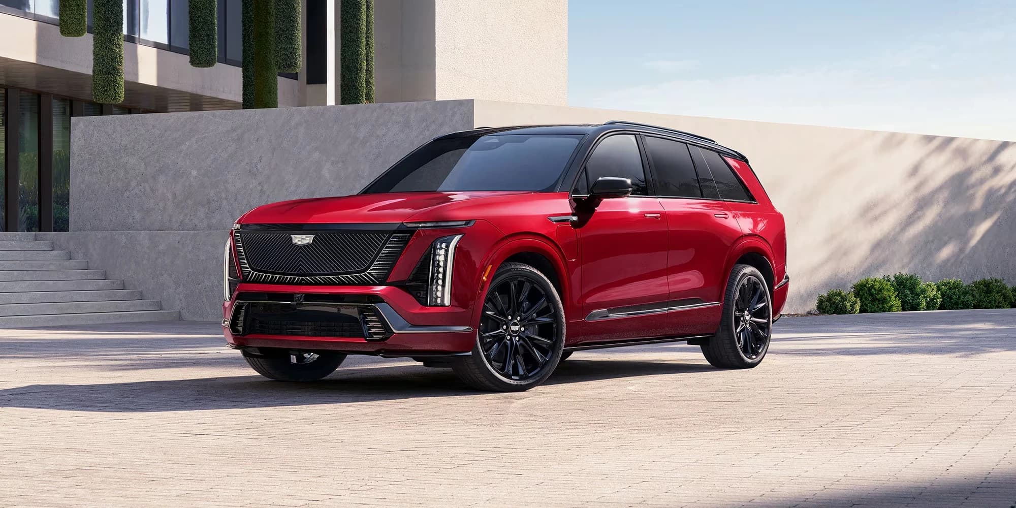 Cadillac VISTIQ AWD photo