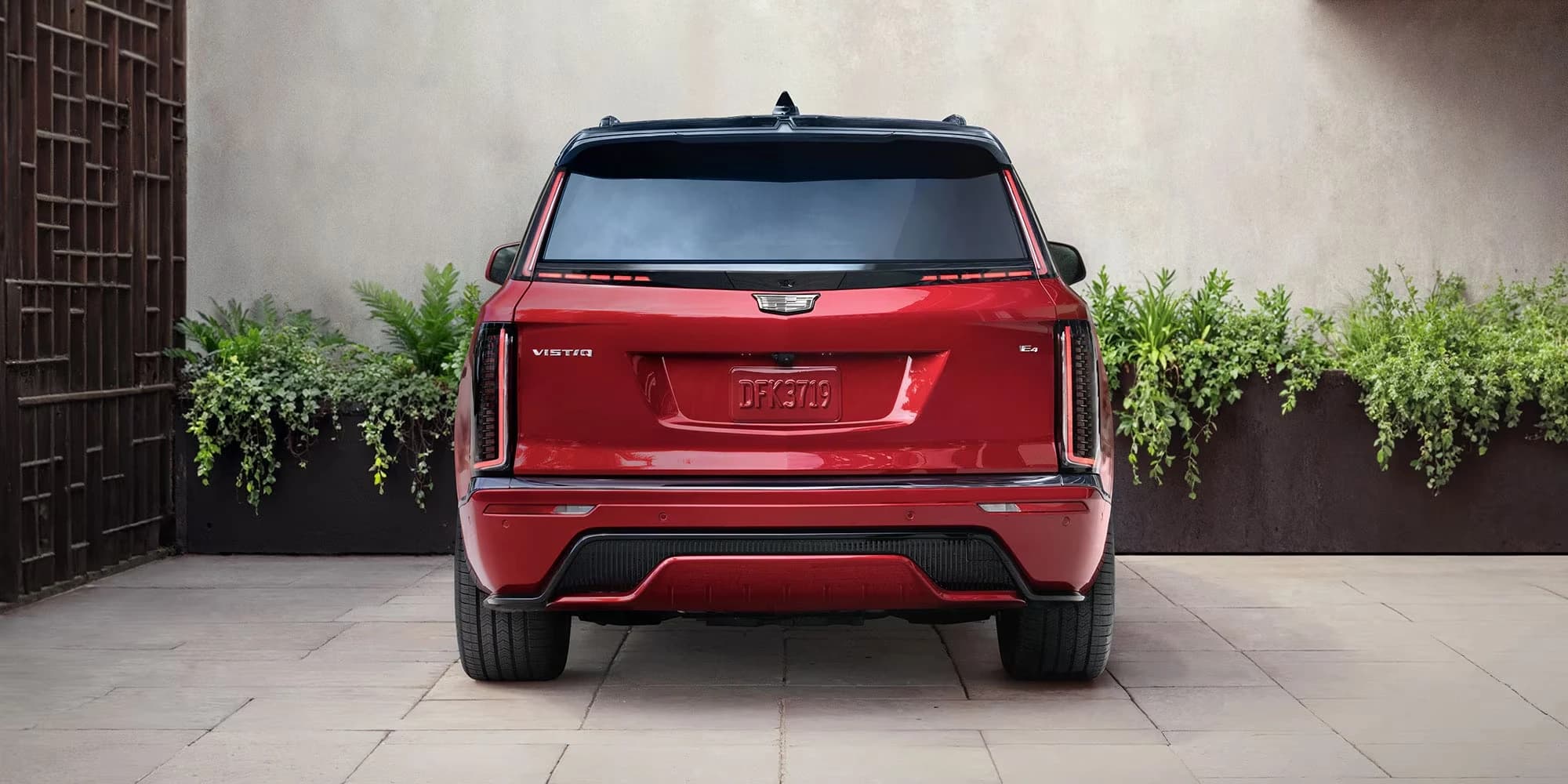 Cadillac VISTIQ AWD photo