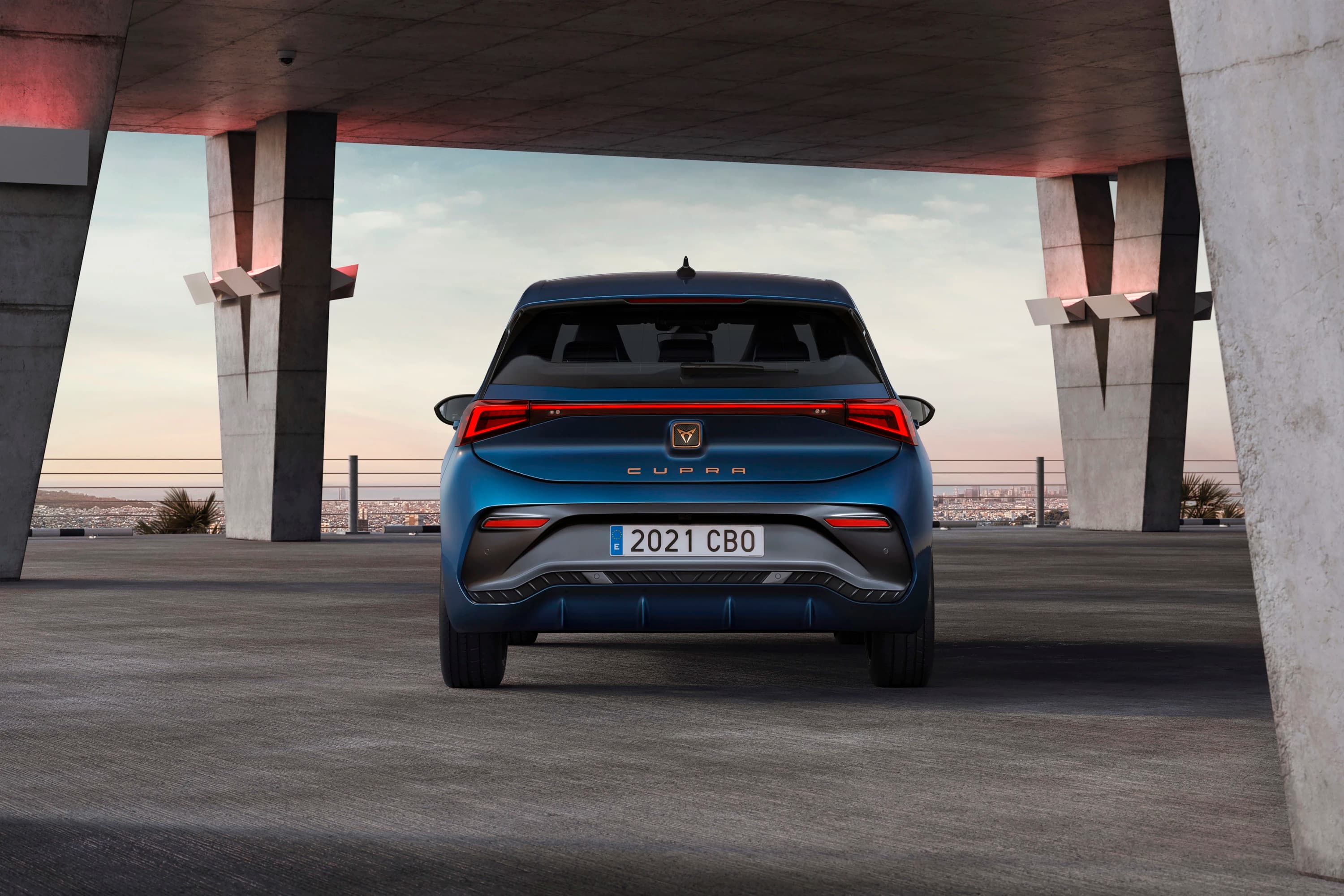 CUPRA BORN 58 e-BOOST photo