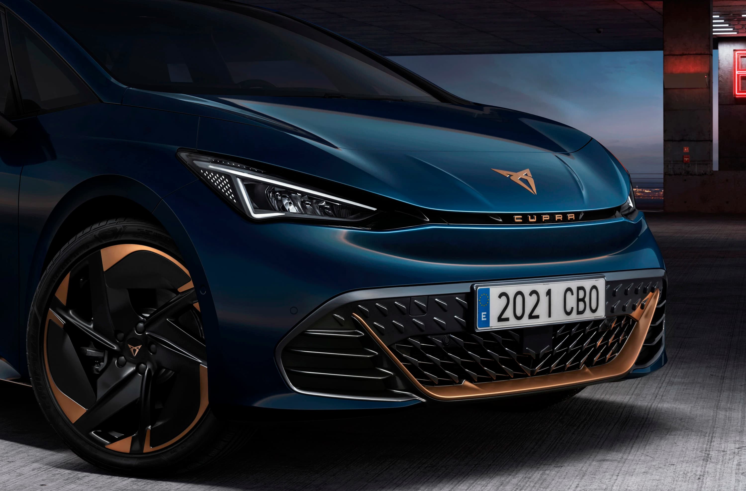 CUPRA BORN 58 e-BOOST photo