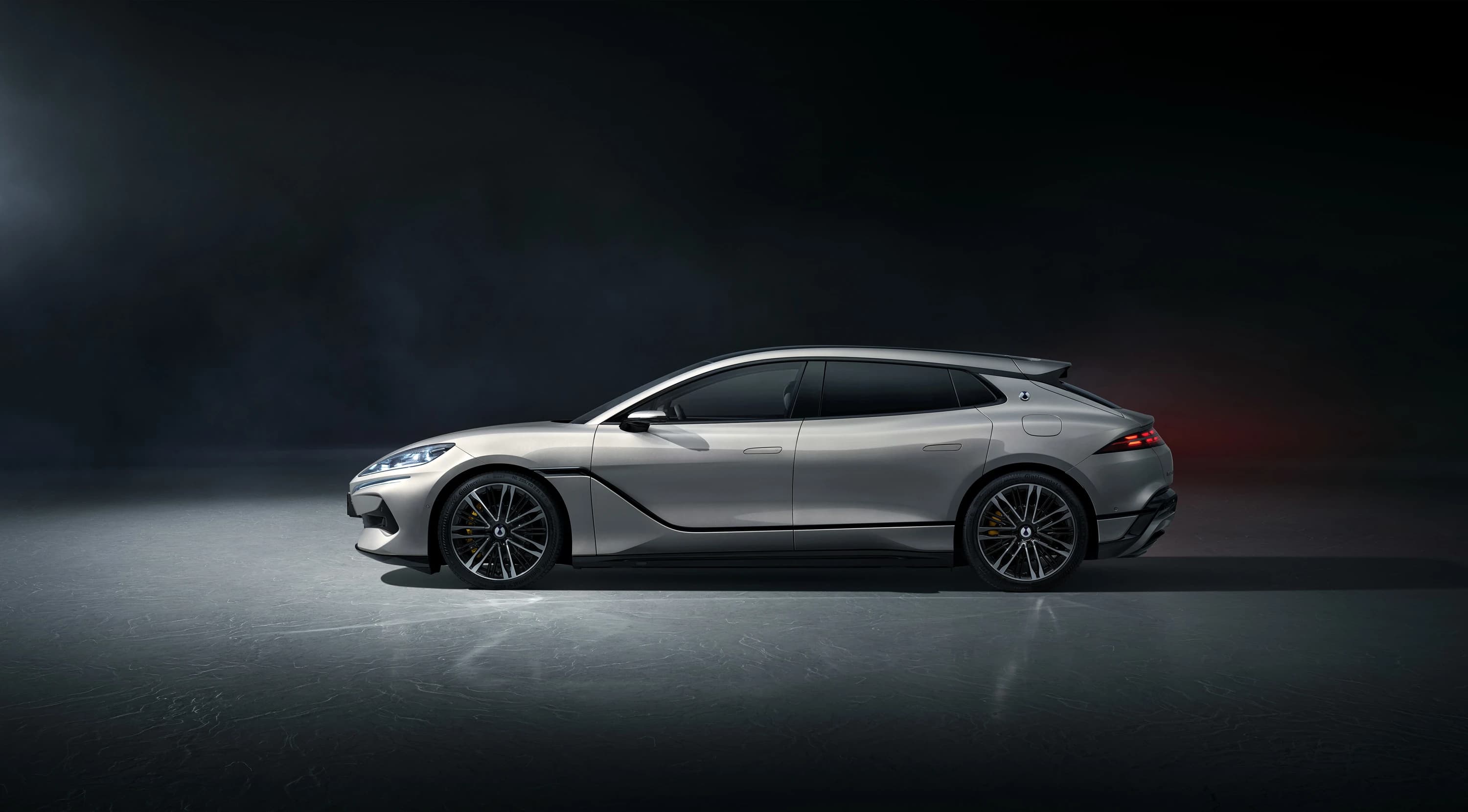 Denza Z9 GT EV photo