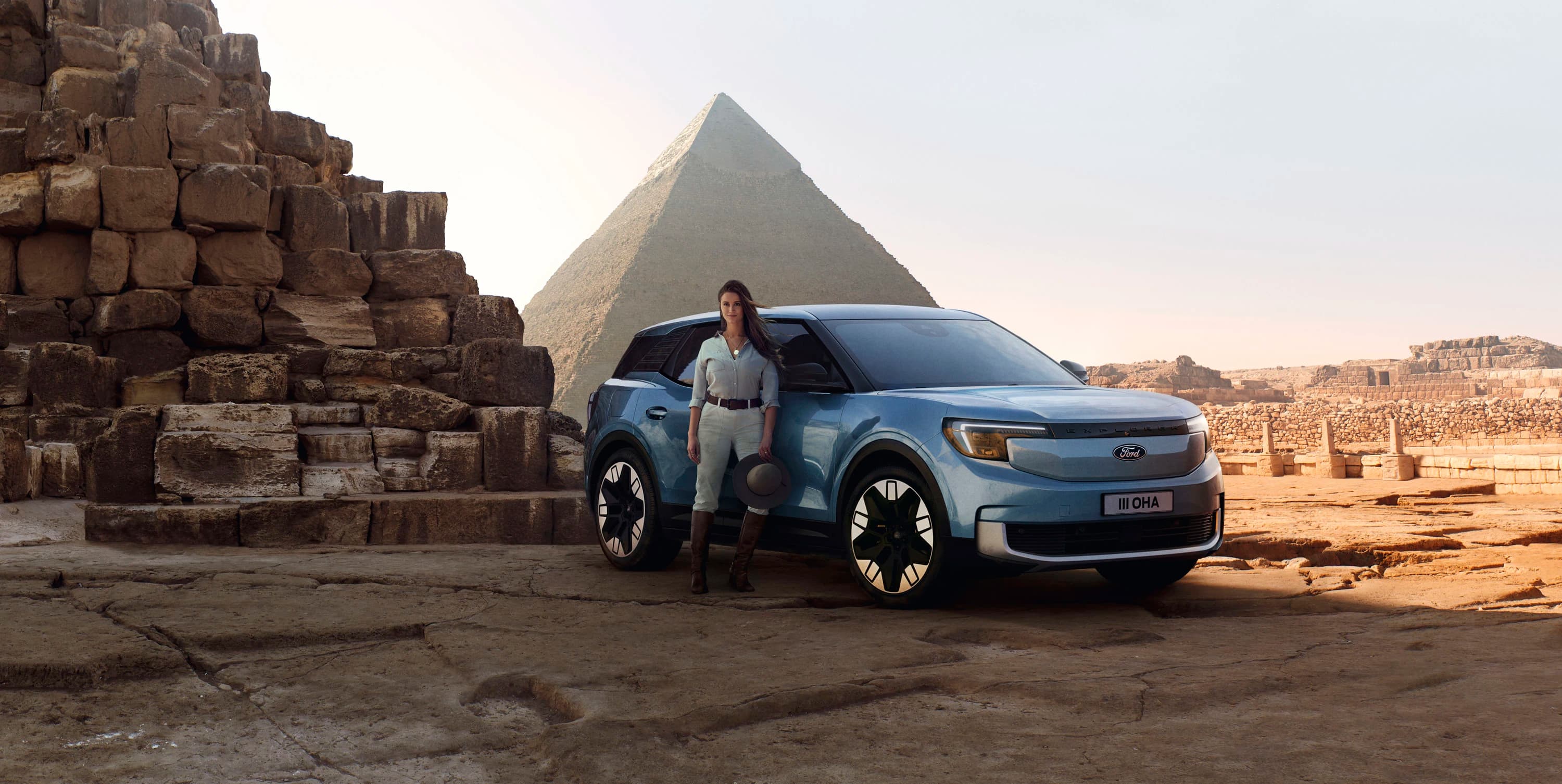 Ford Explorer Extended Range RWD photo