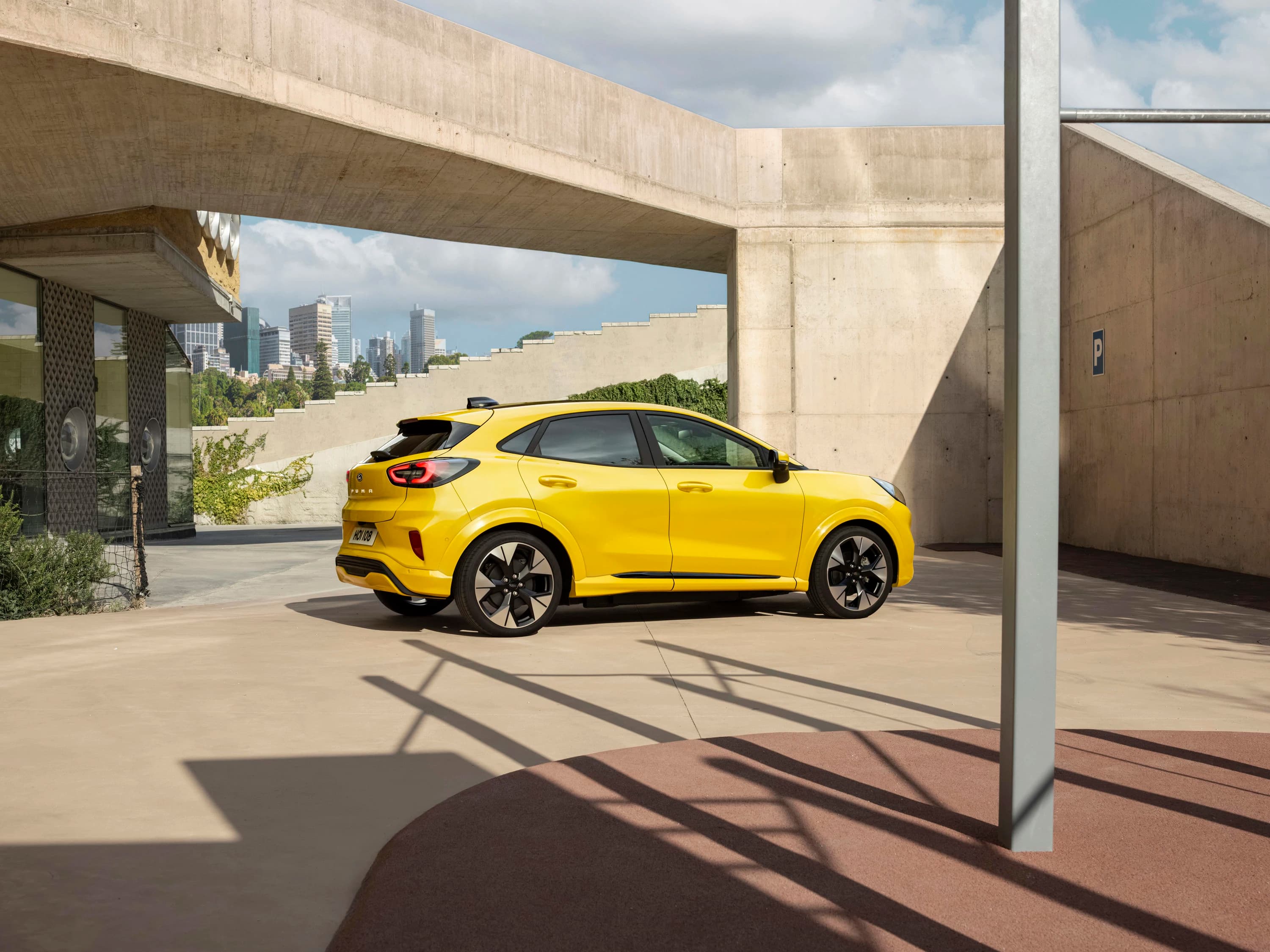 Ford Puma Gen-E photo