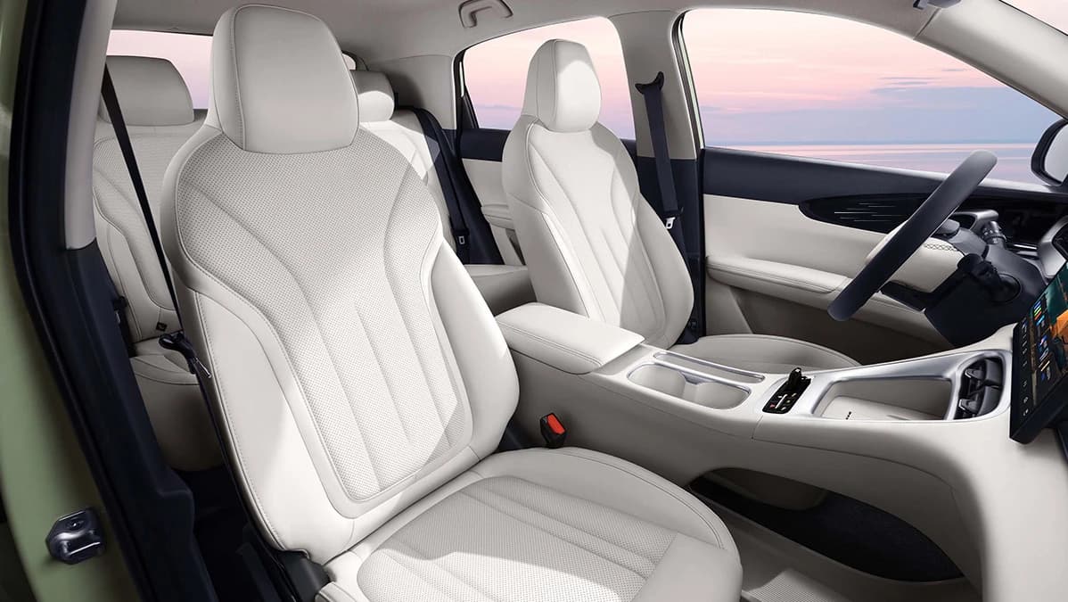 Geely Xingyuan 410 photo