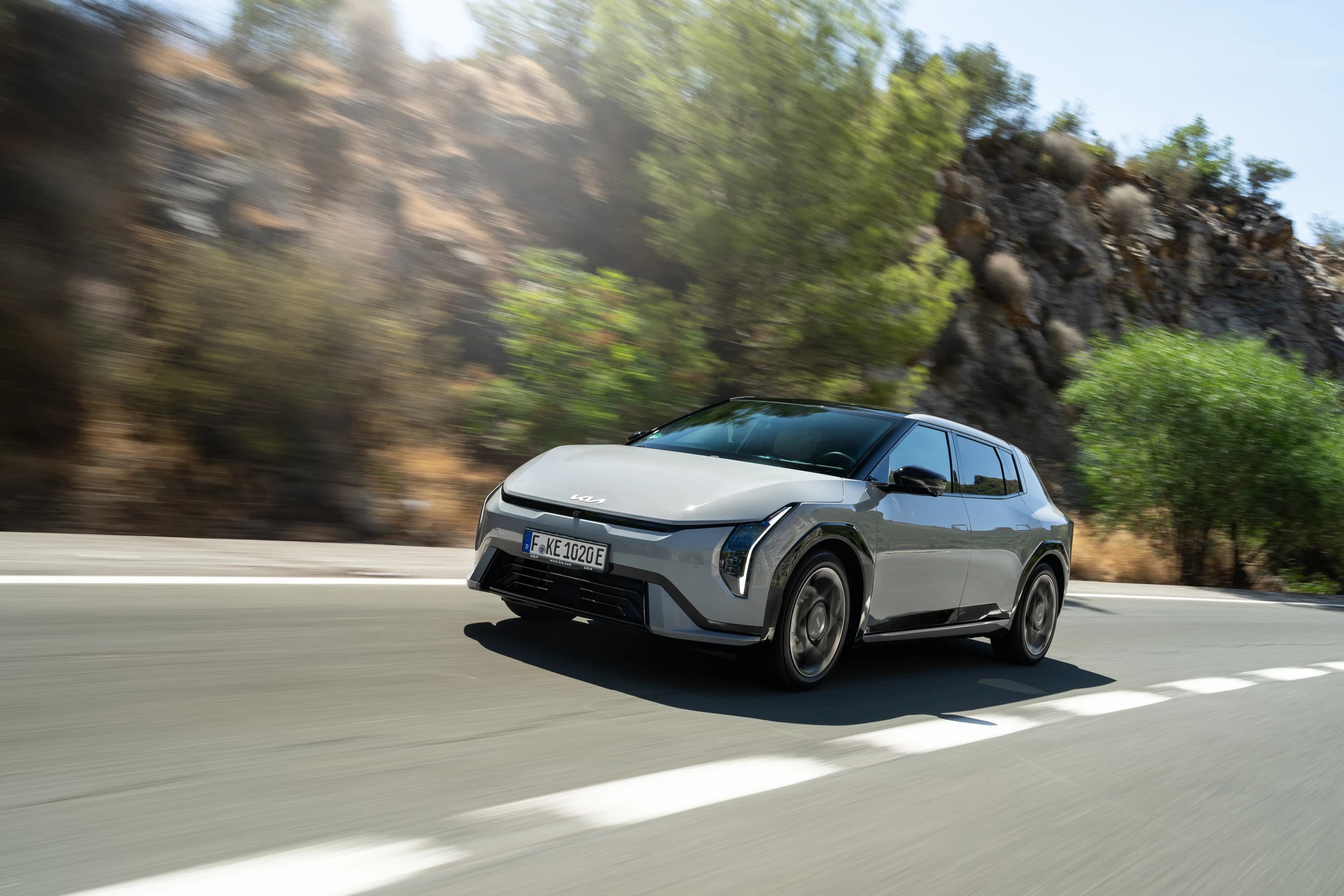 Kia EV4 Hatchback Long Range AWD photo