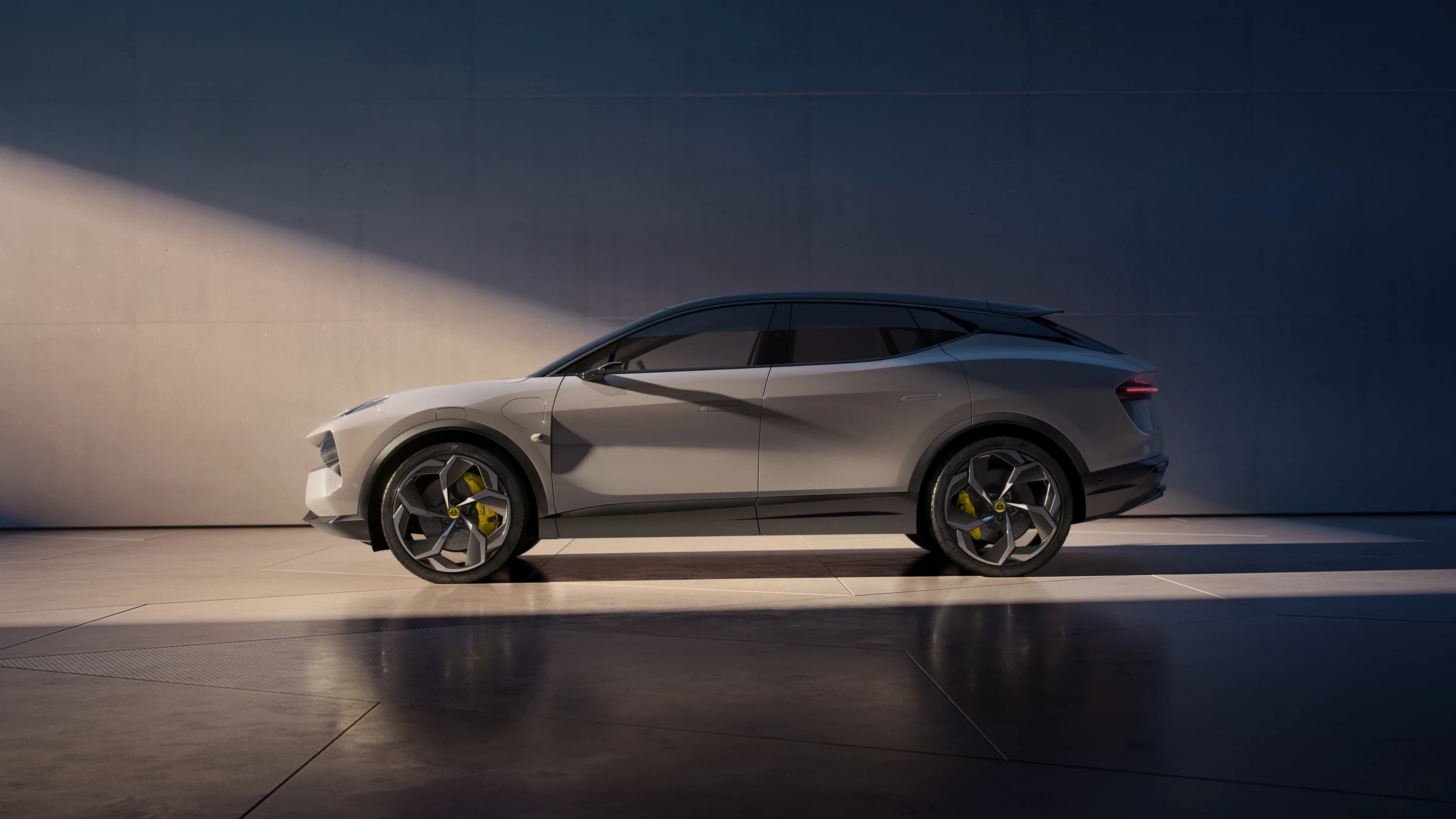 Lotus Eletre 600 photo