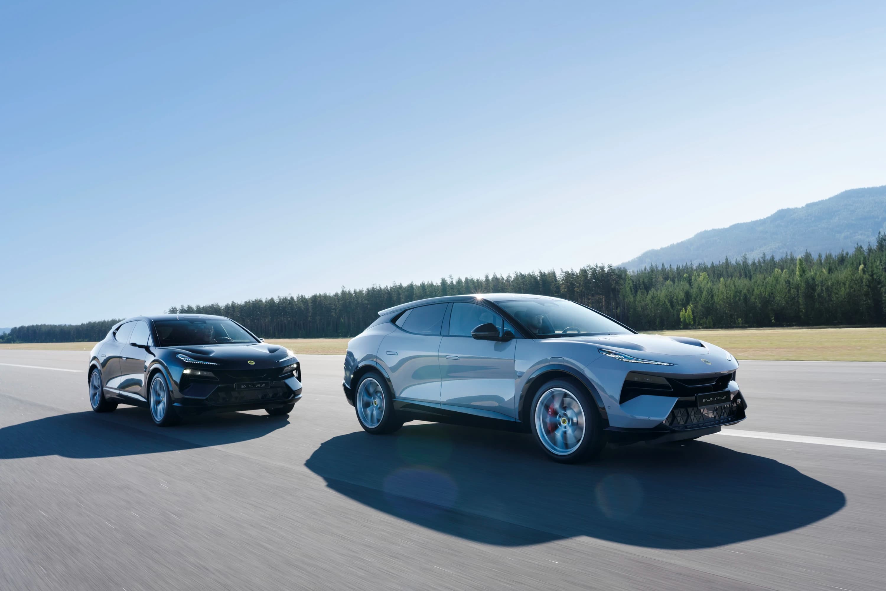 Lotus Eletre 900 photo