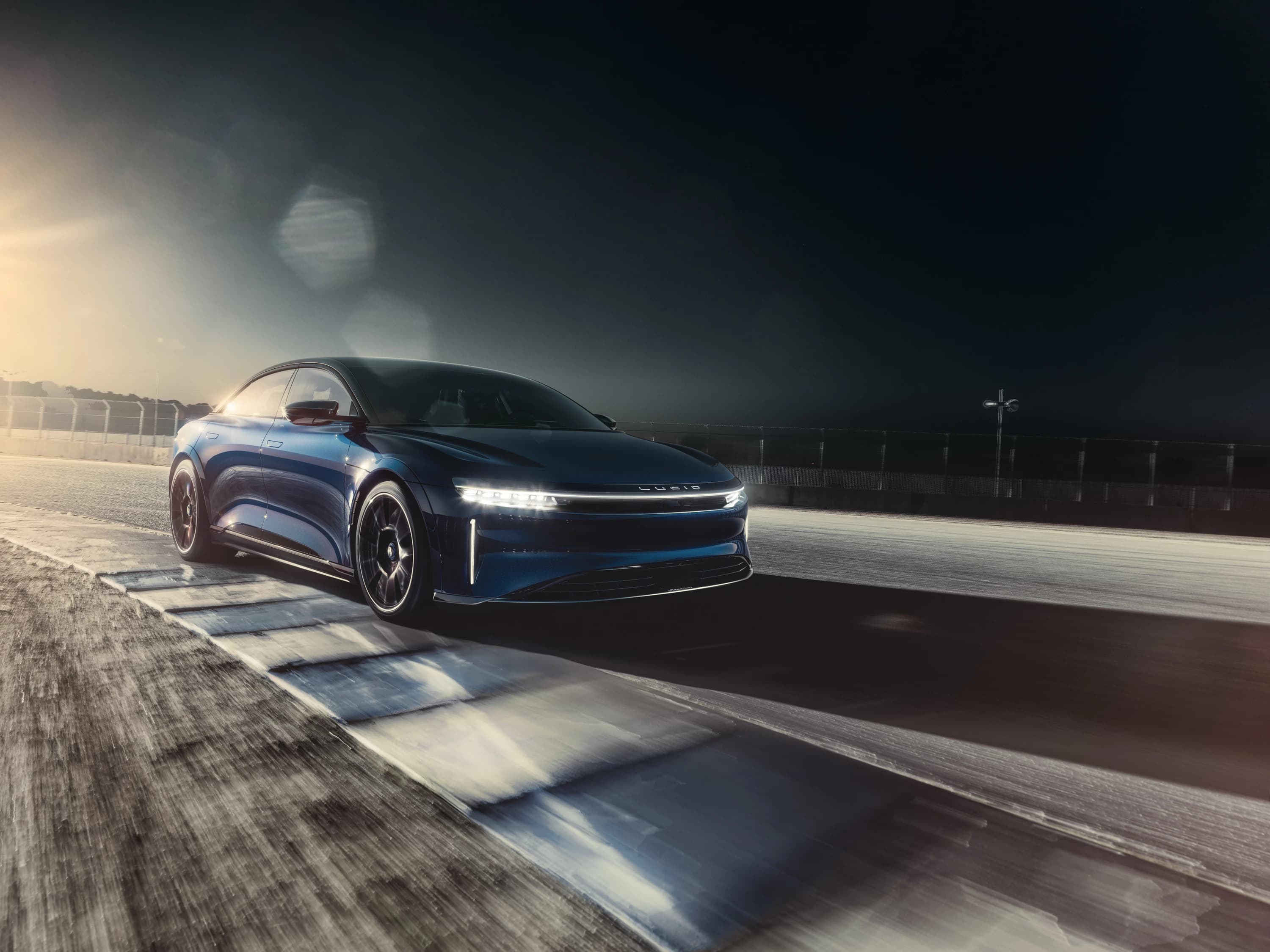 Lucid Air Sapphire photo