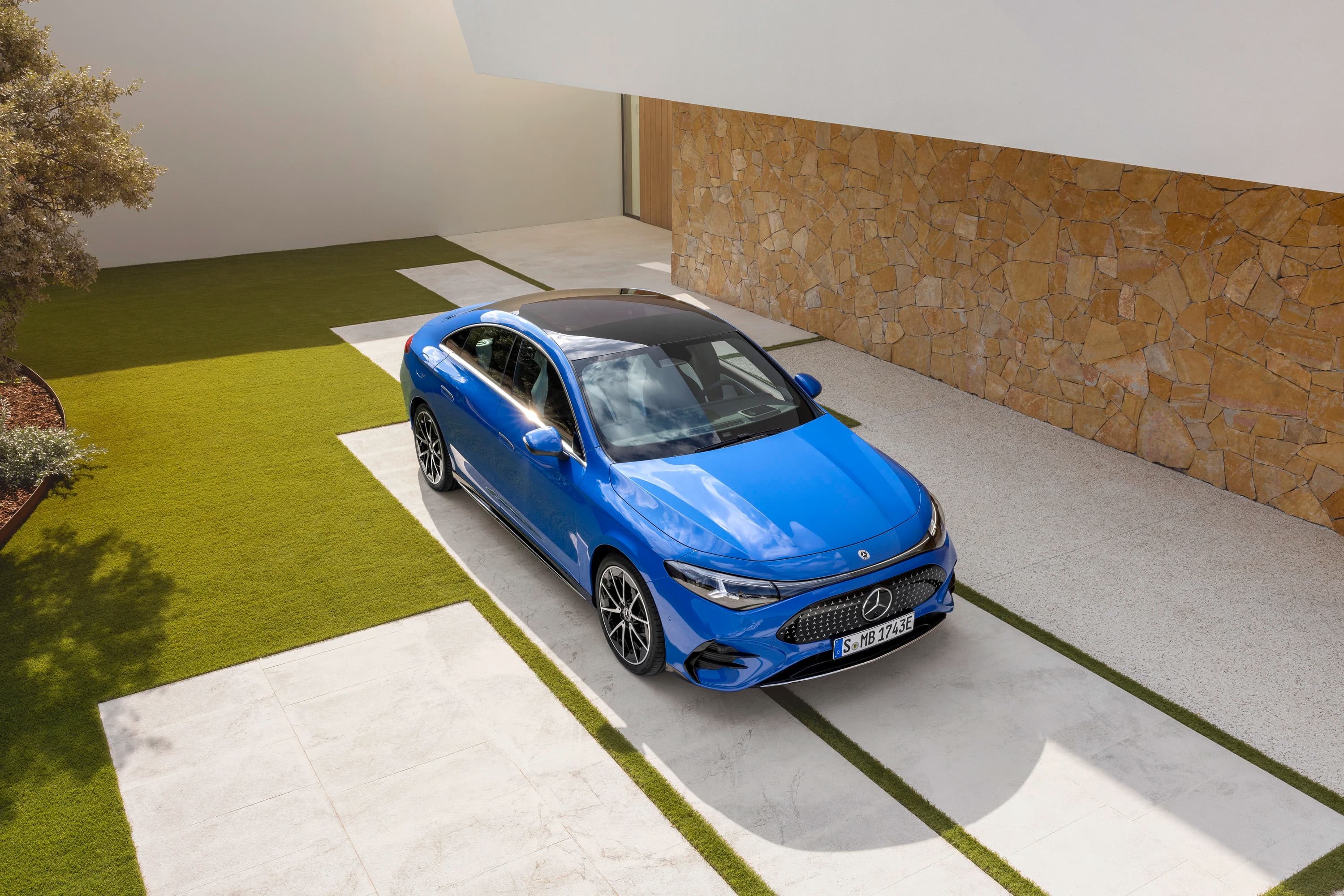 Mercedes CLA 200 photo