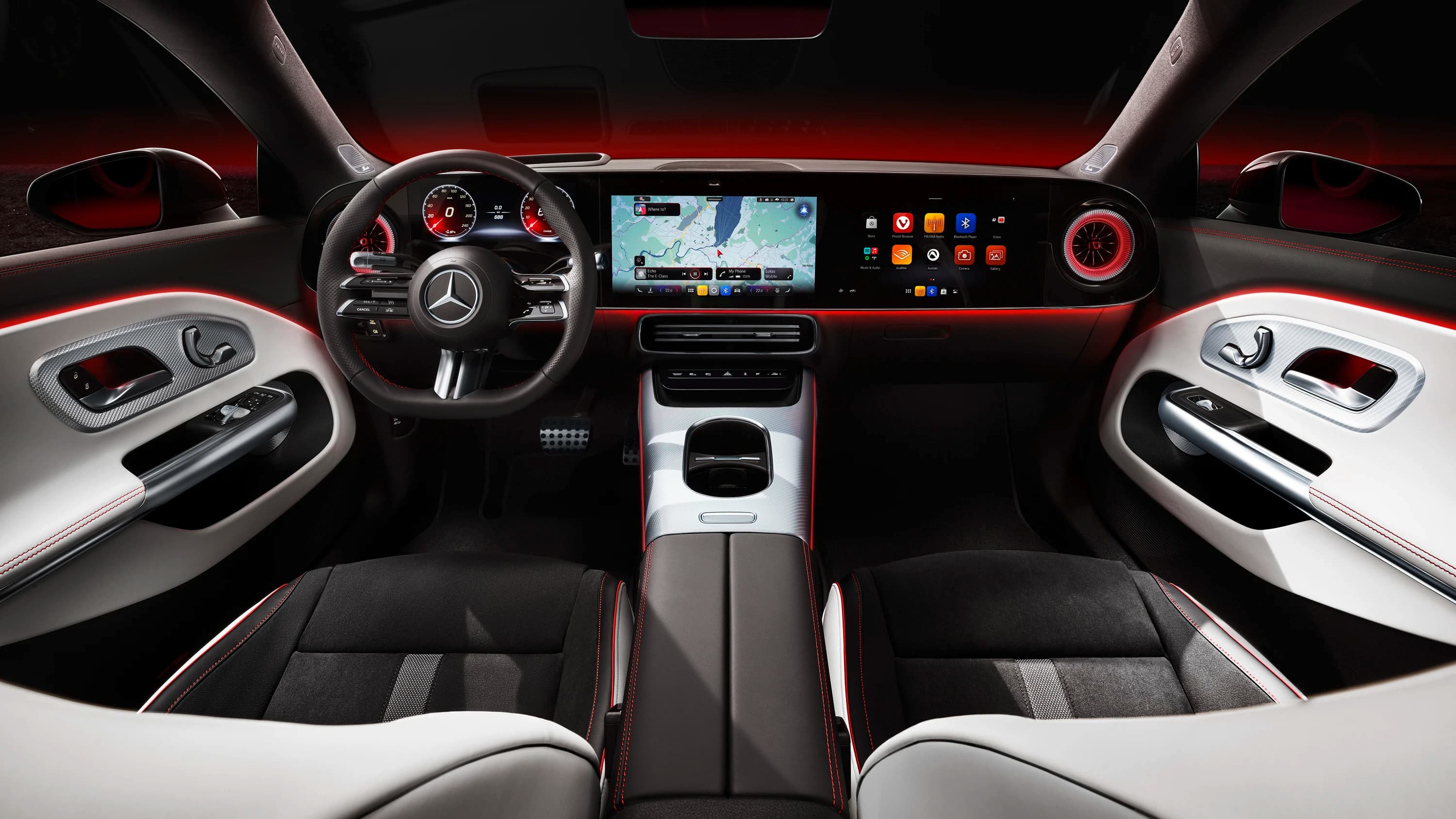 Mercedes CLA 250+ photo