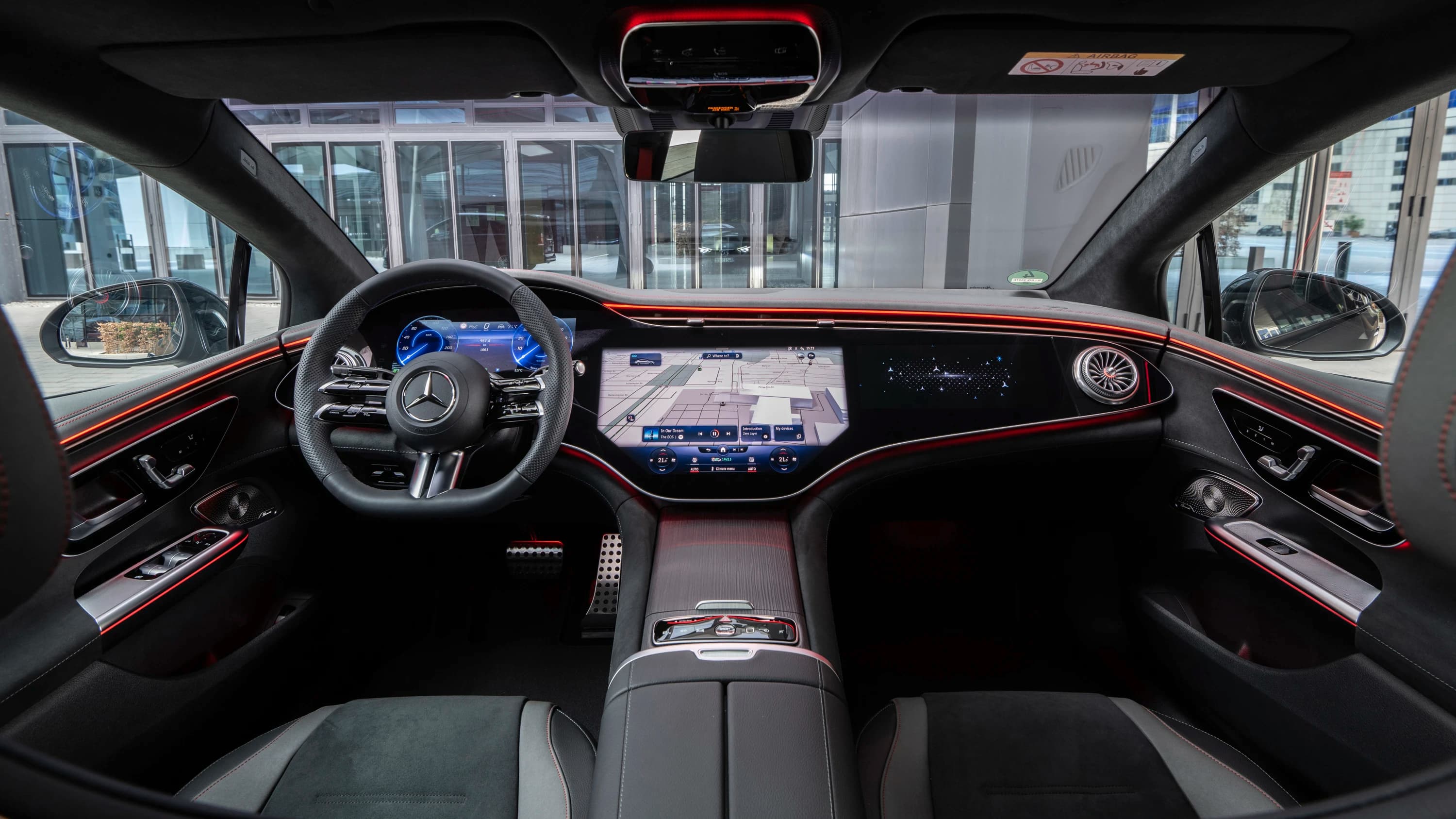 Mercedes-EQ EQE 350 4MATIC photo