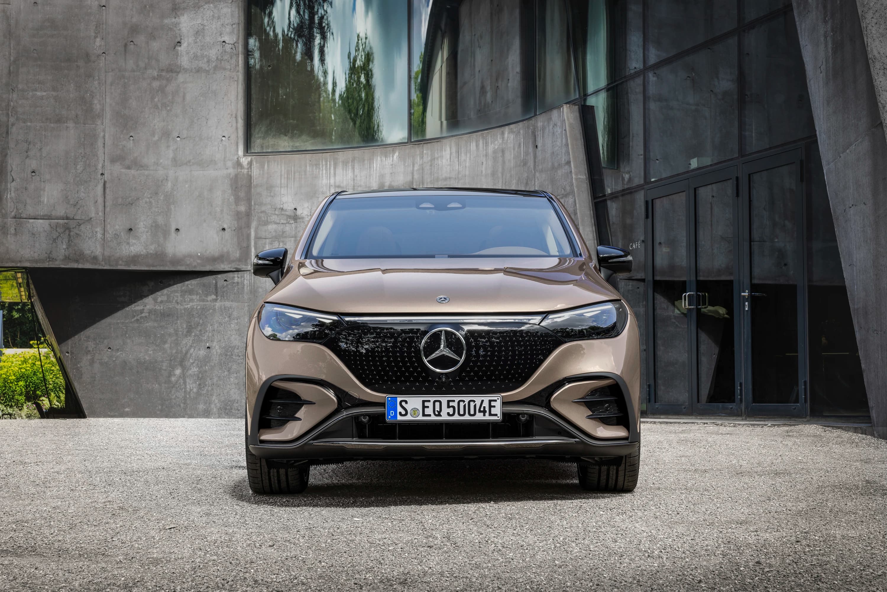 Mercedes-EQ EQE 500 4MATIC SUV photo