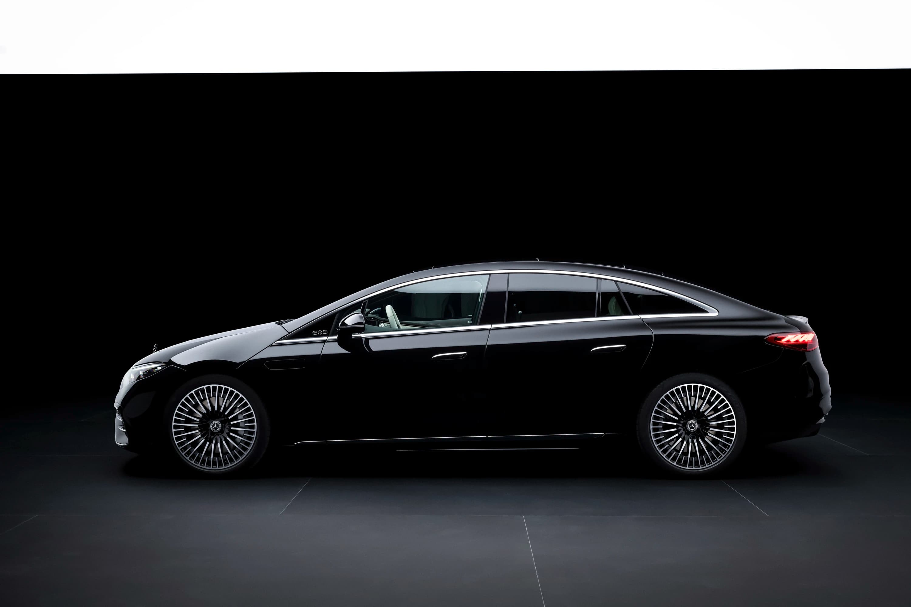 Mercedes-EQ EQS 580 4MATIC photo
