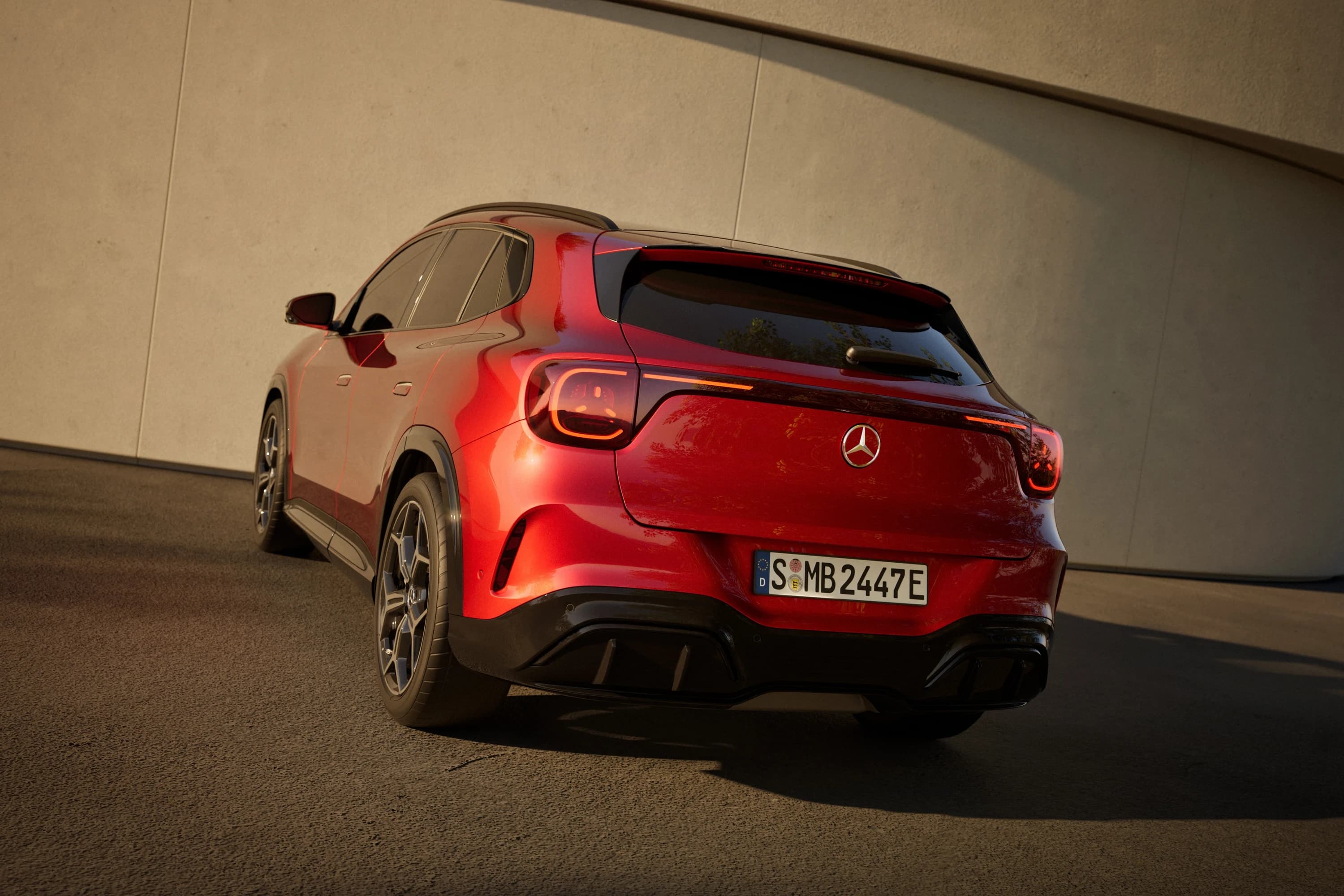 Mercedes GLA 350 4MATIC photo