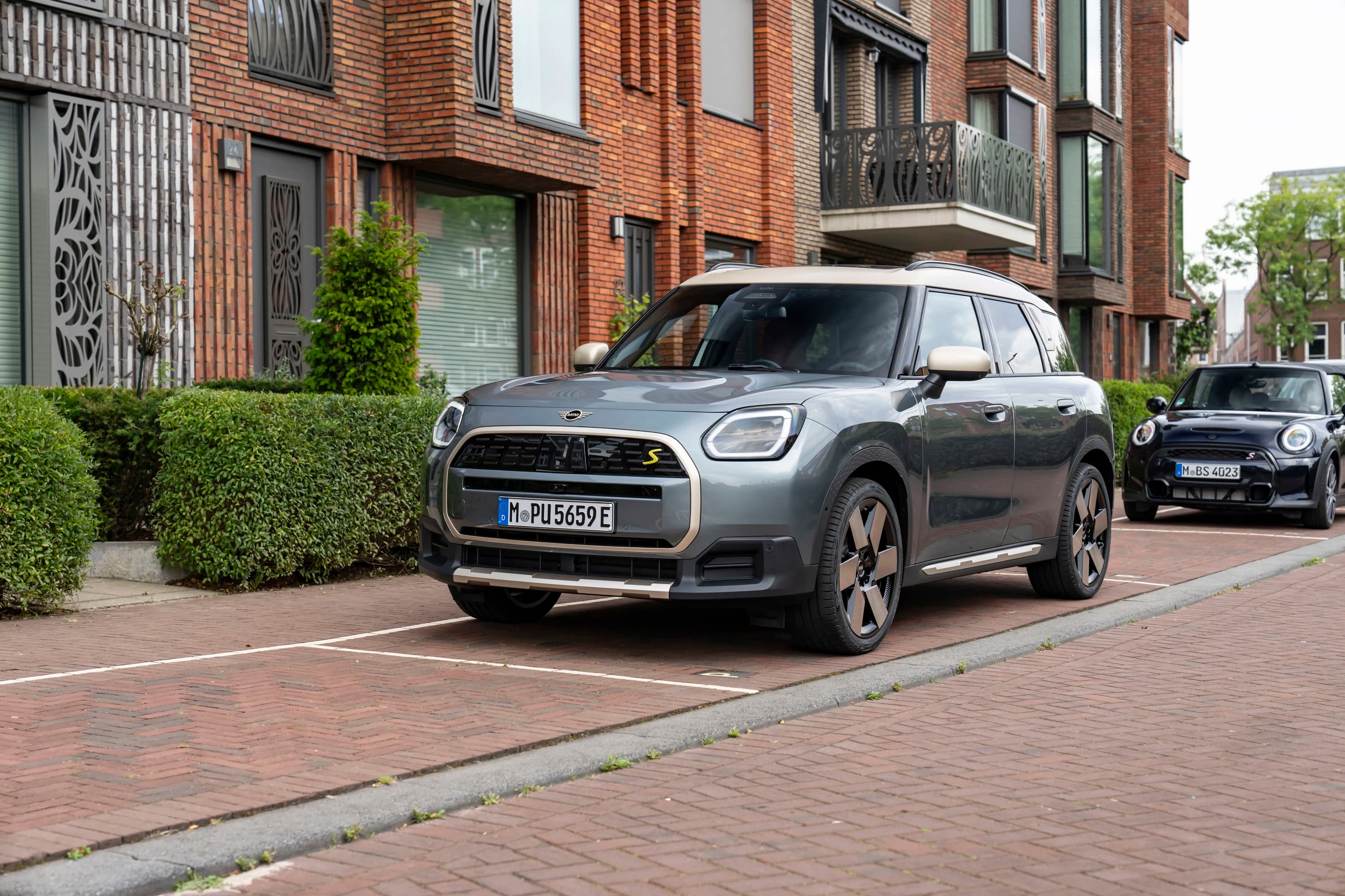 Mini Countryman E (GEN1) photo