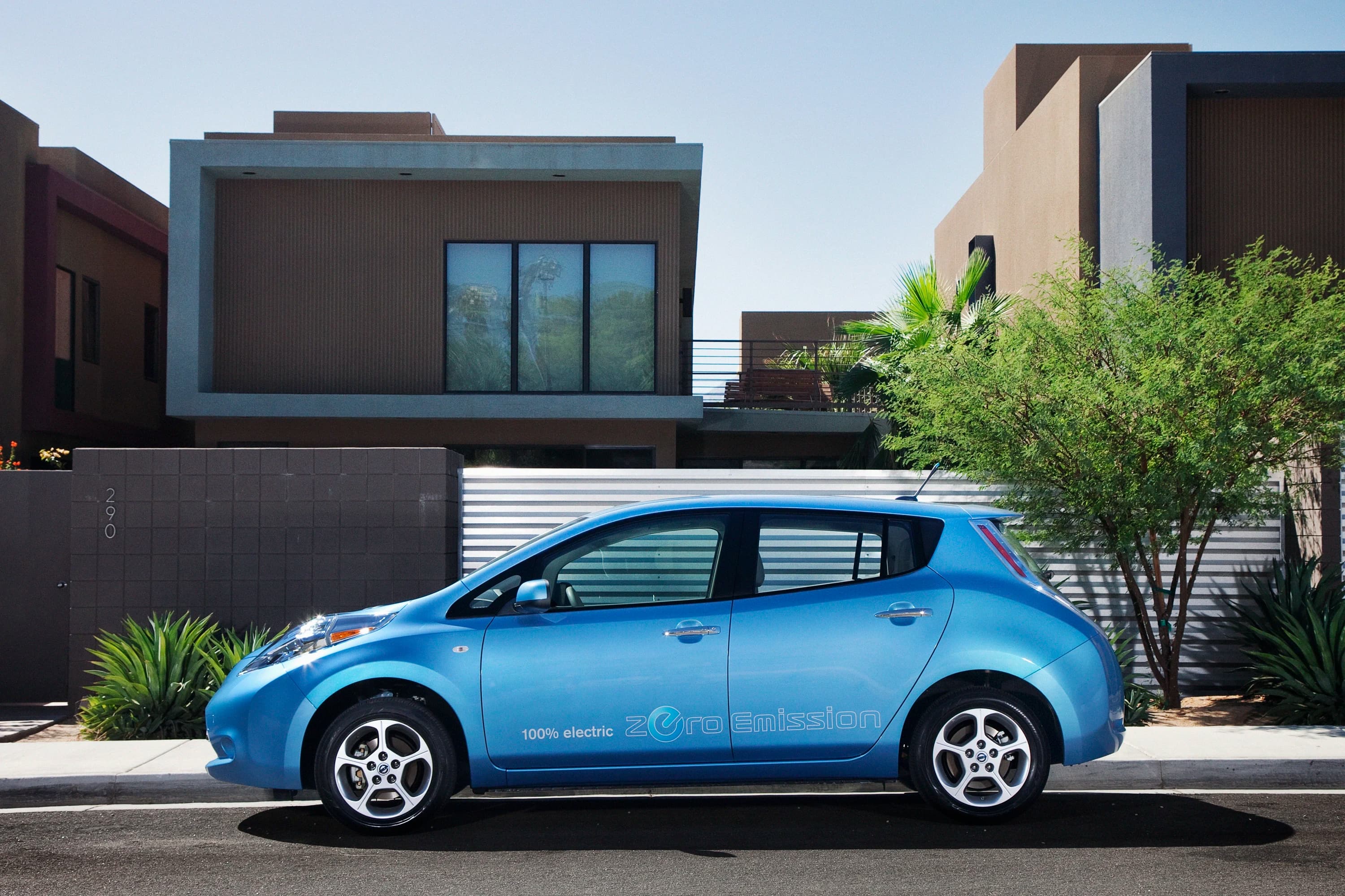 Nissan Leaf 24 kWh photo
