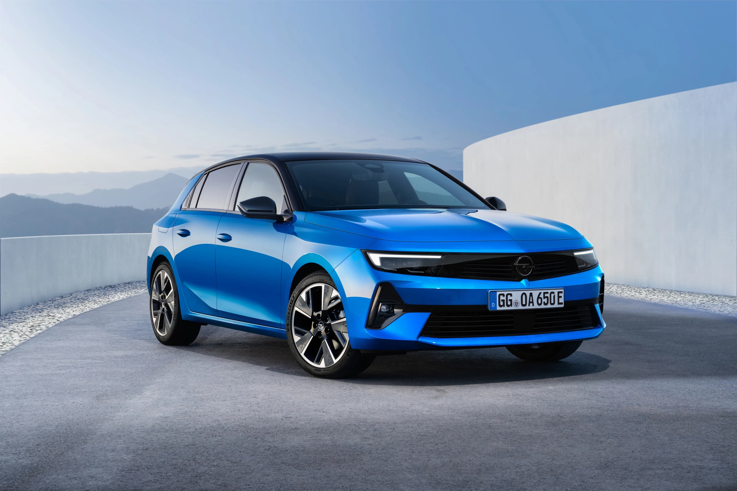 Opel Astra Electric photo