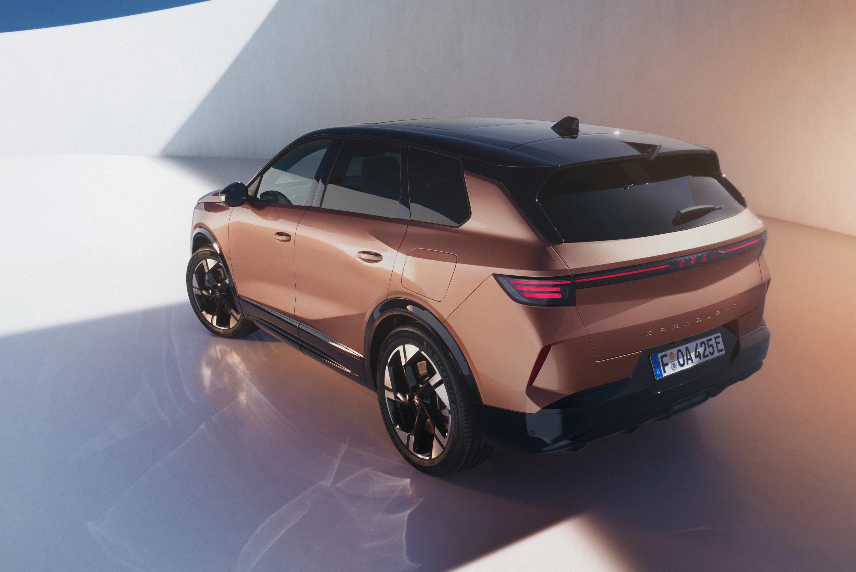Opel Grandland photo
