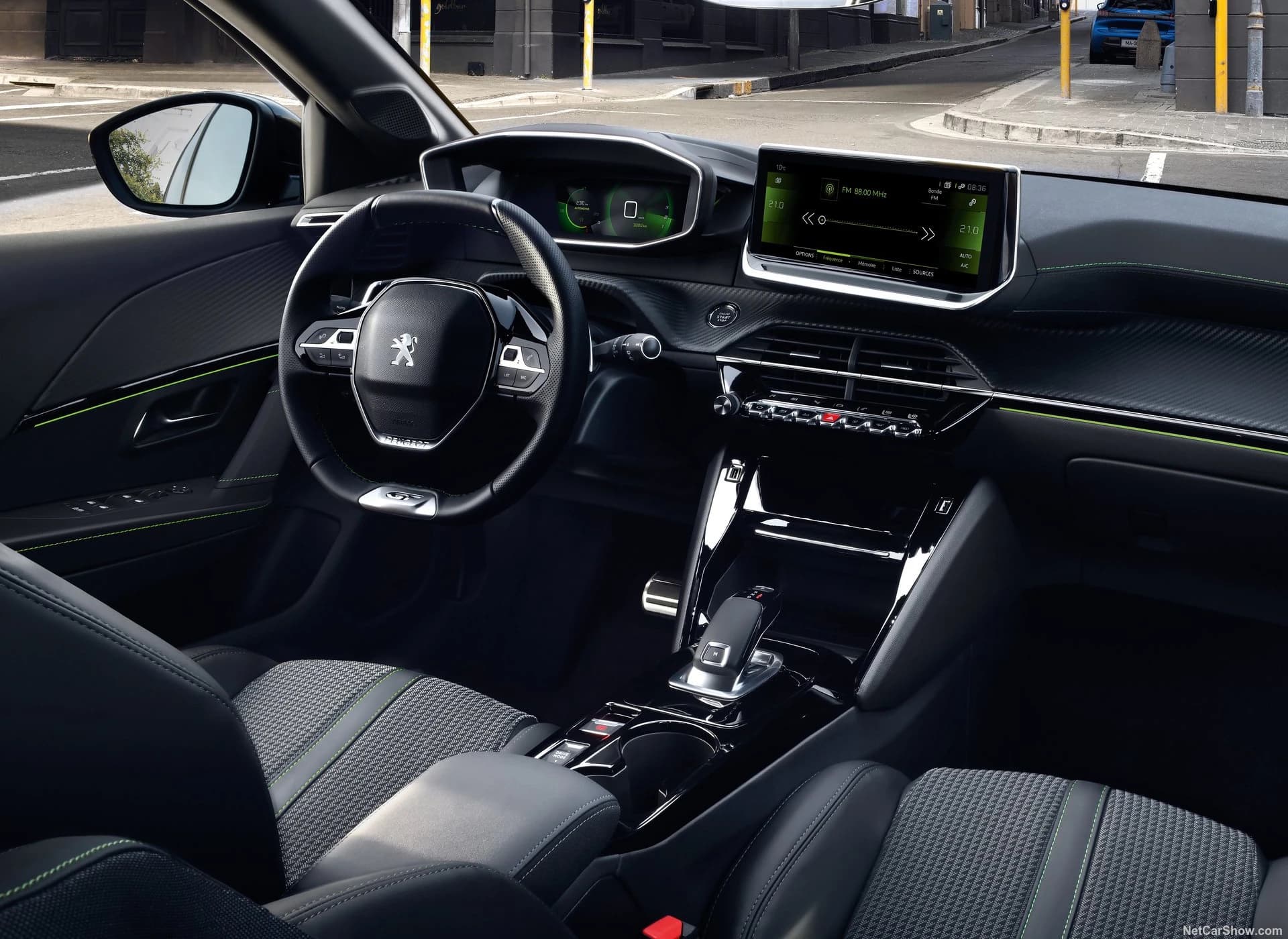 Peugeot E-208 50 kWh (GEN1) photo