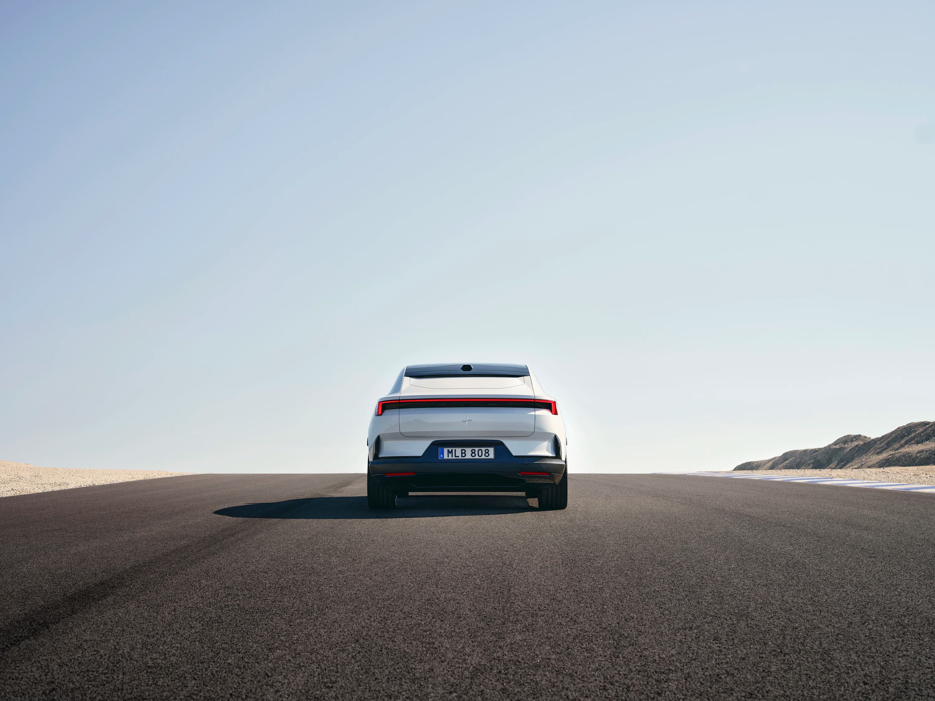 Polestar 4 Long range Dual motor photo