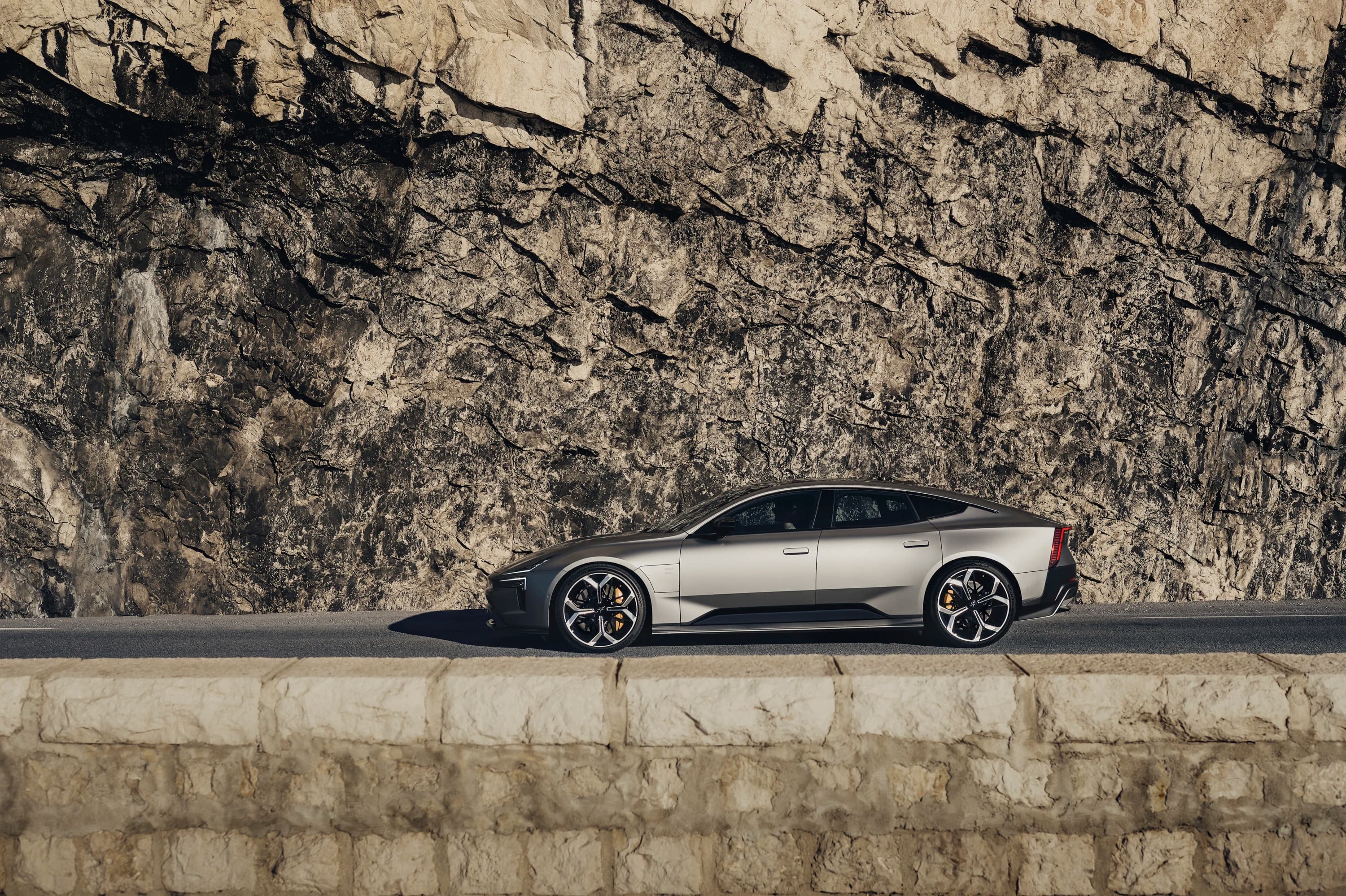 Polestar 5 Dual Motor Performance photo