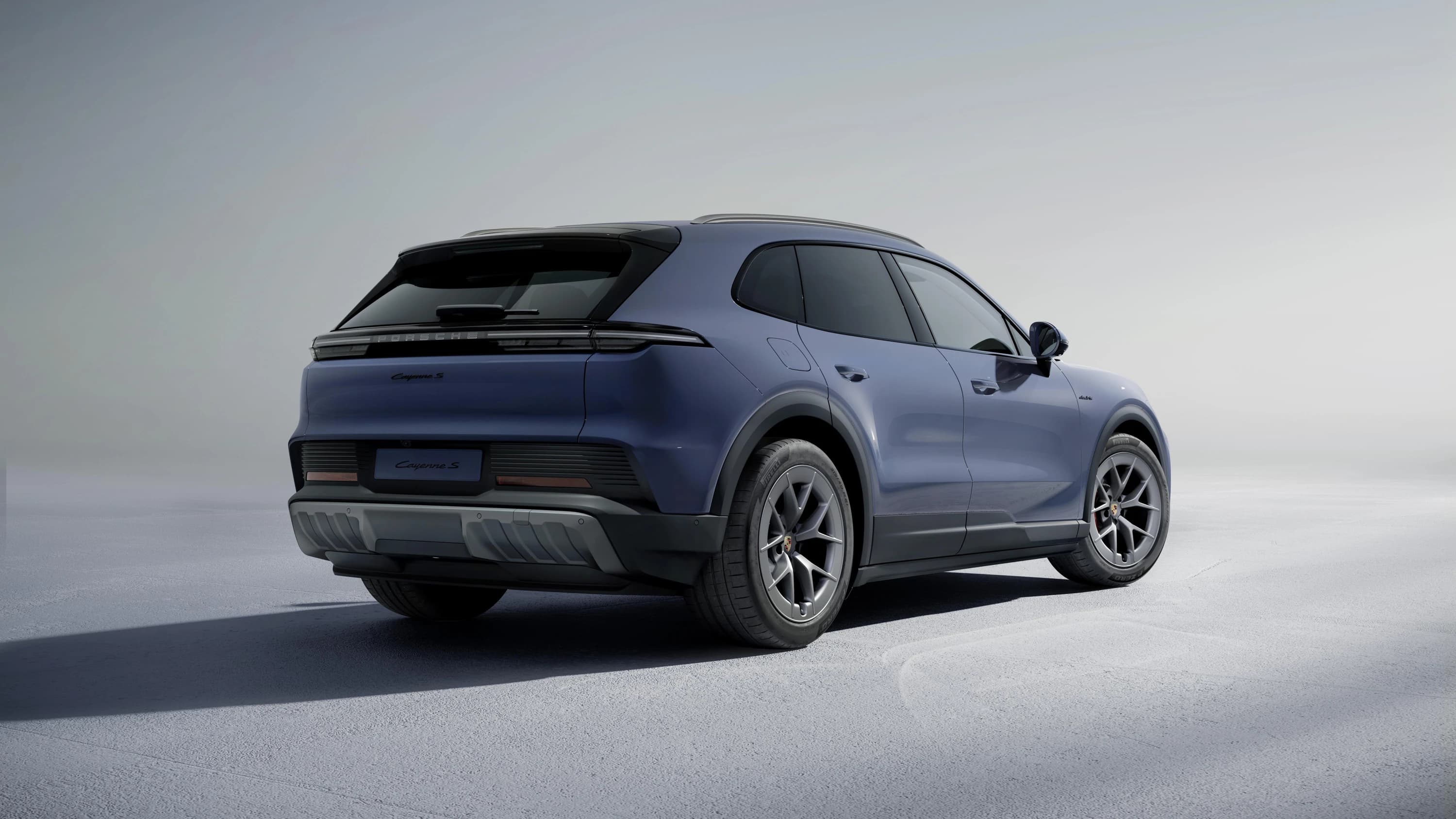 Porsche Cayenne S photo