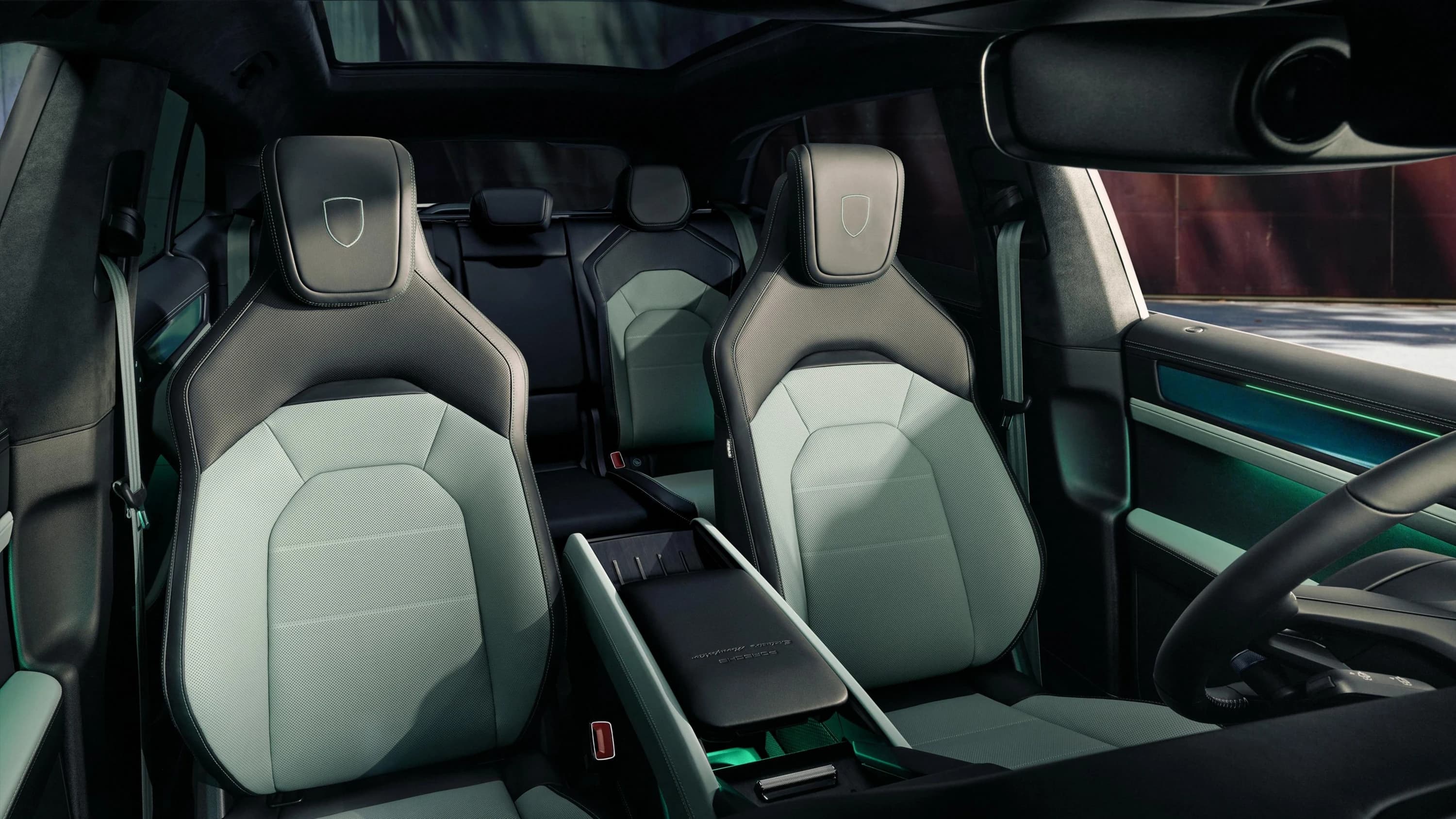 Porsche Cayenne S photo