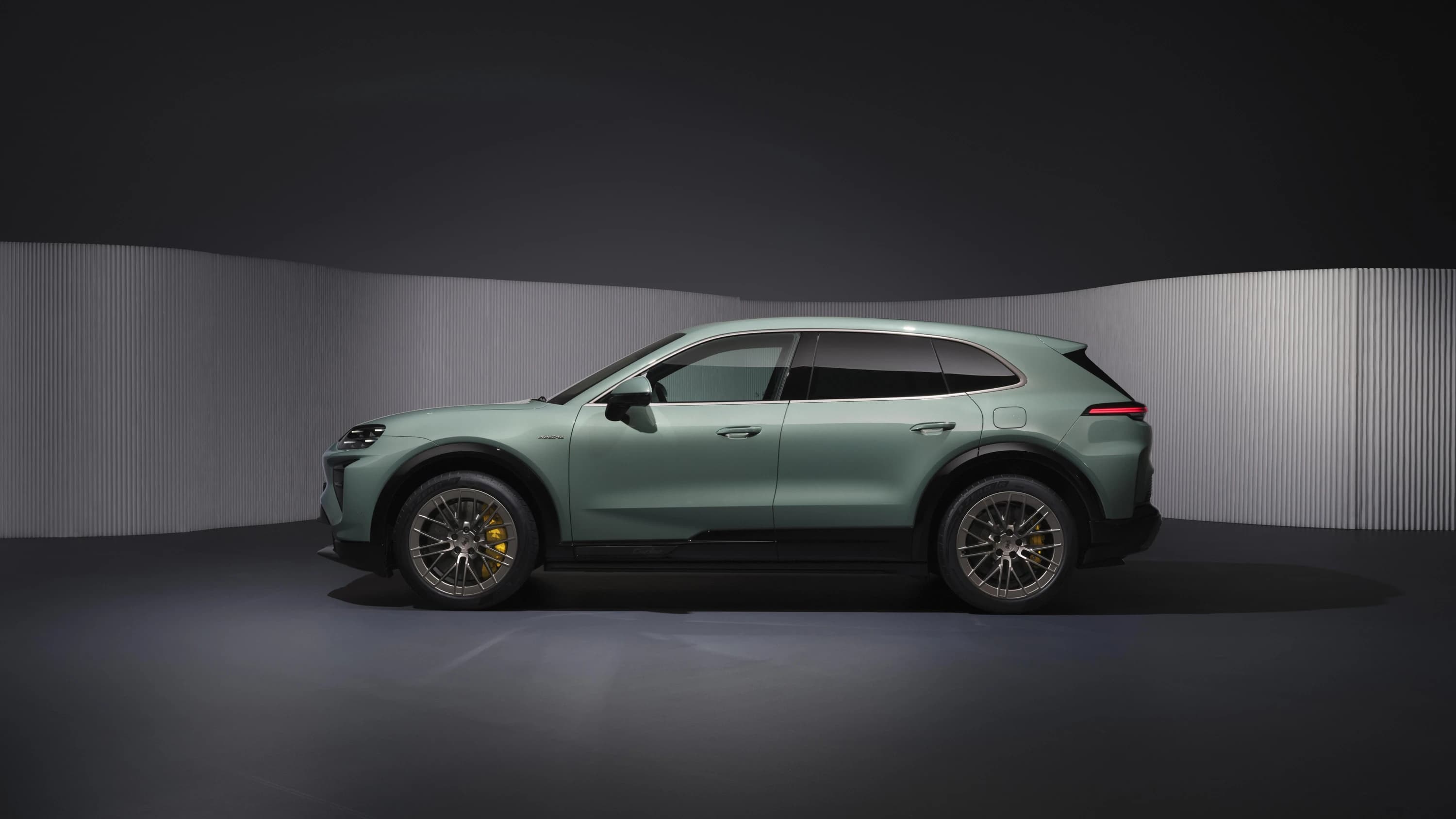 Porsche Cayenne Turbo photo