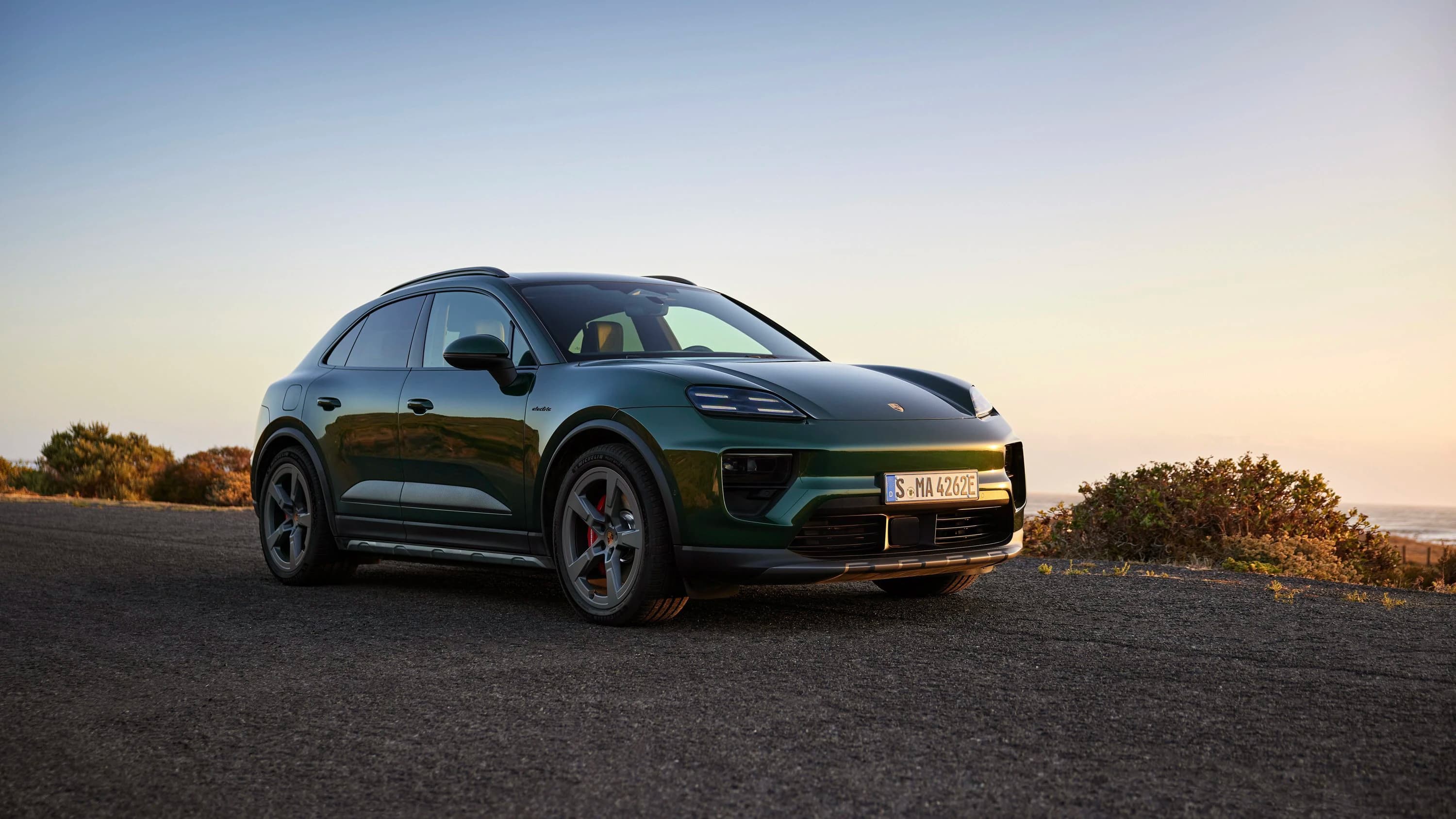 Porsche Macan 4S photo
