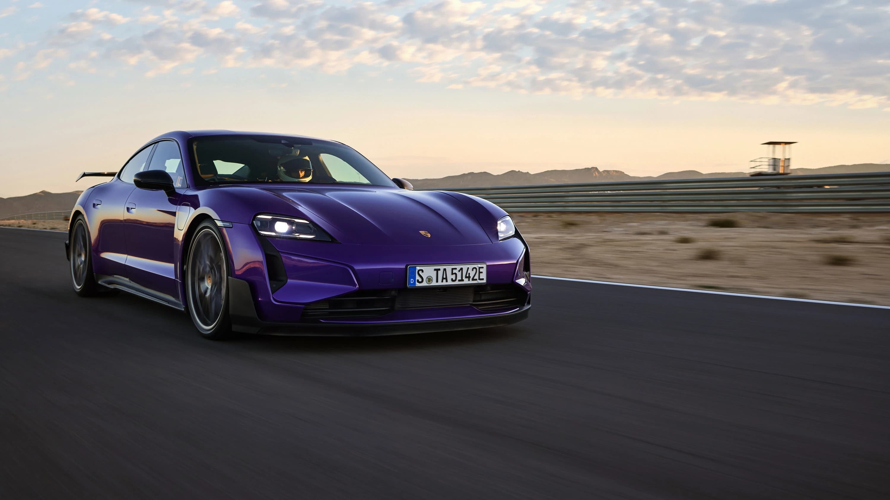 Porsche Taycan Turbo GT Weissach photo