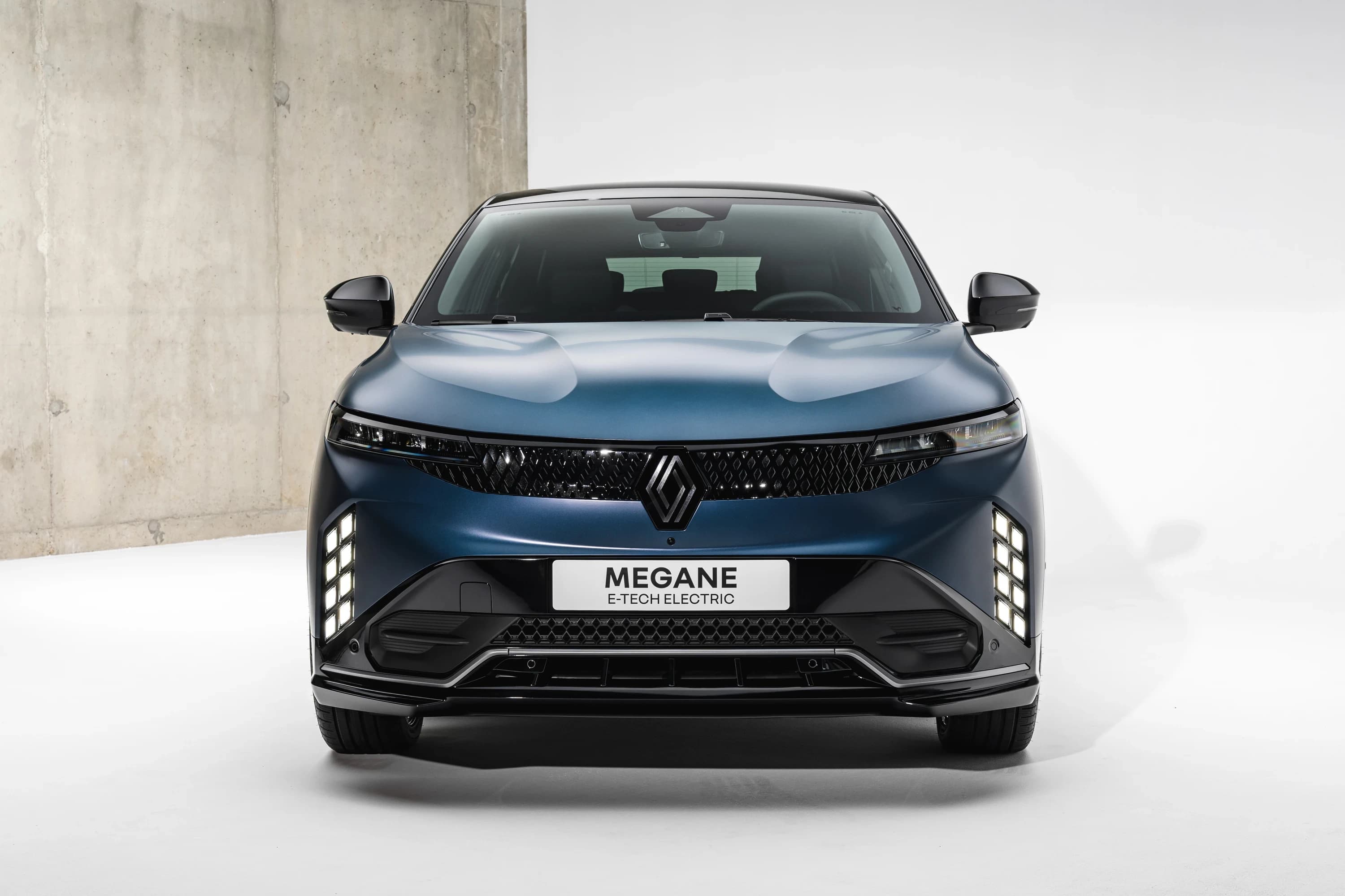 Renault Megane E-Tech 67 kWh photo