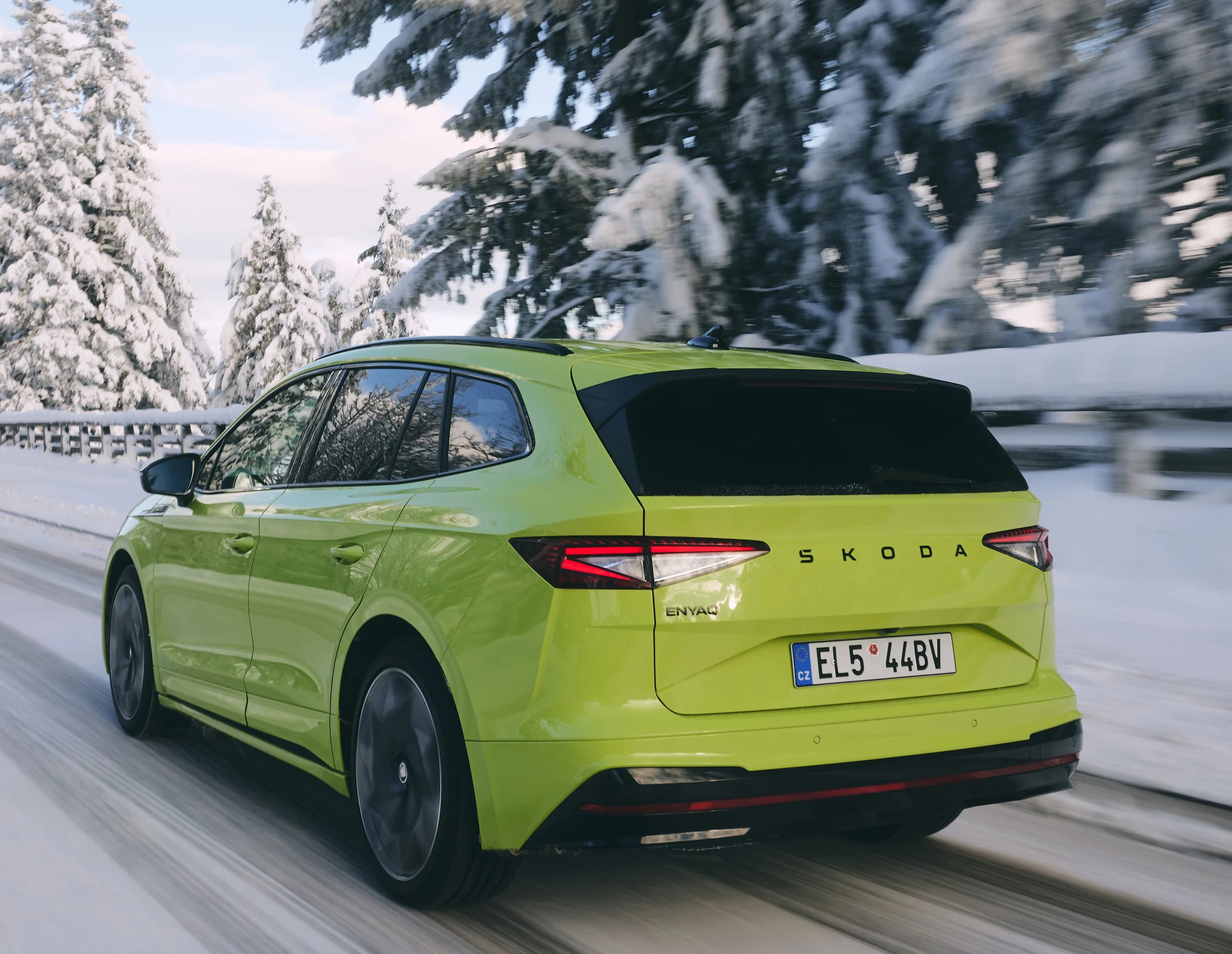 SKODA ENYAQ RS (GEN2) photo