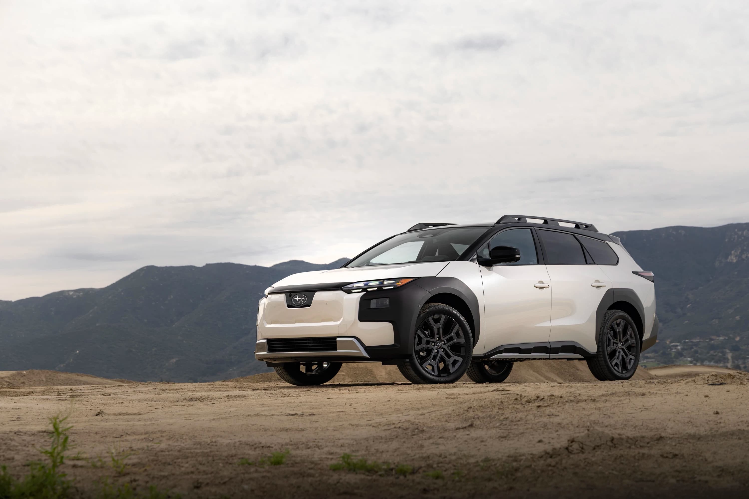 Subaru E-Outback AWD photo