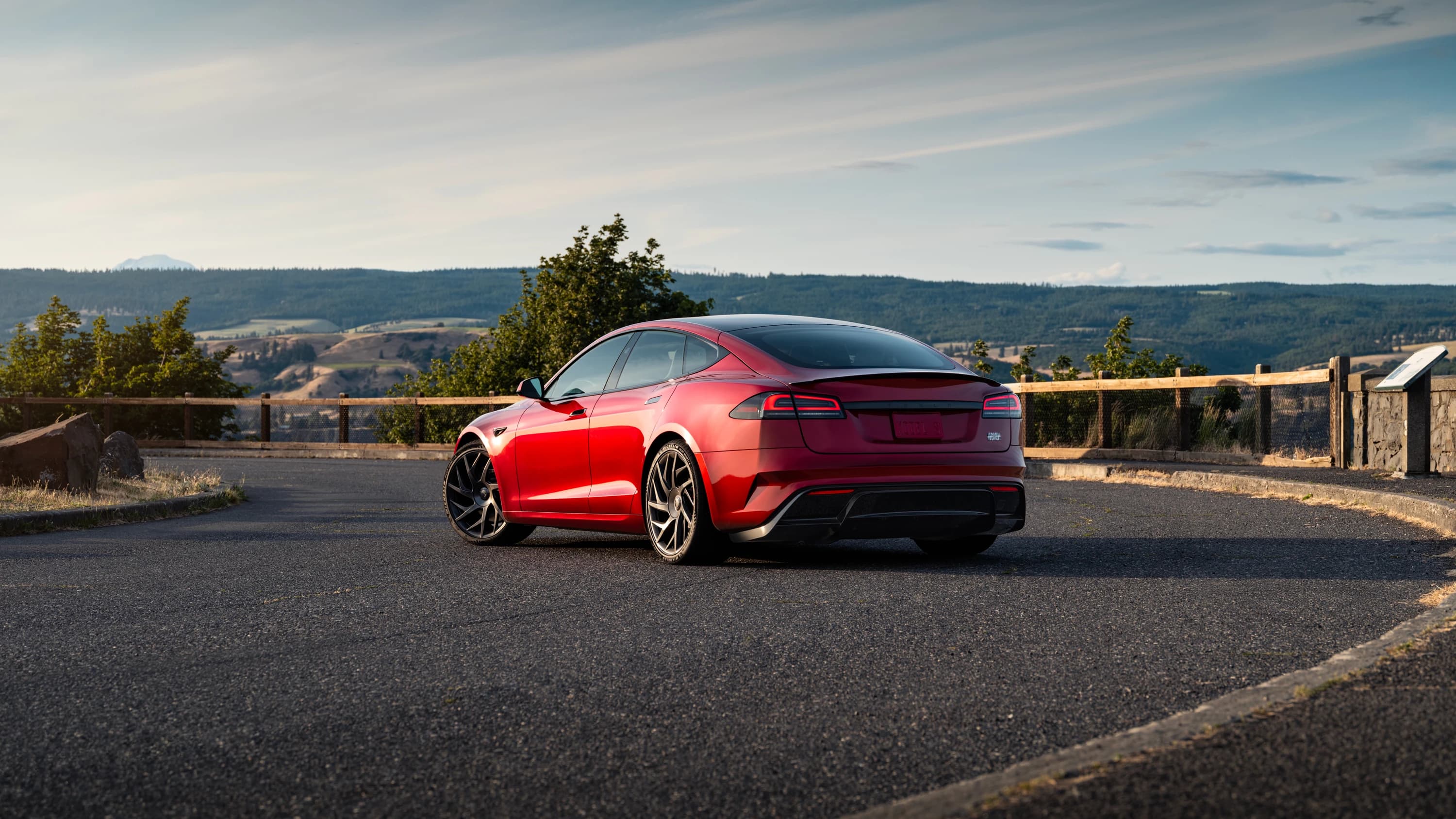 Tesla Model S AWD photo