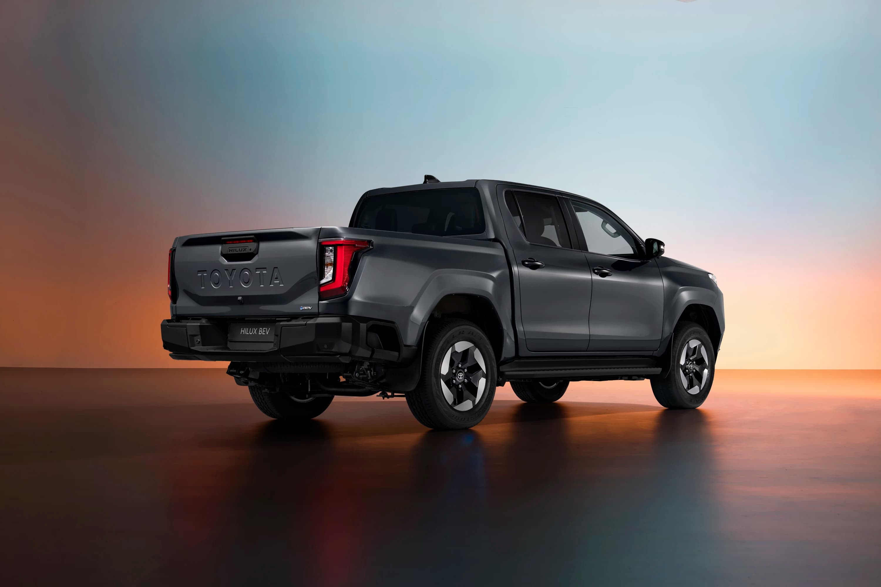 Toyota Hilux BEV photo